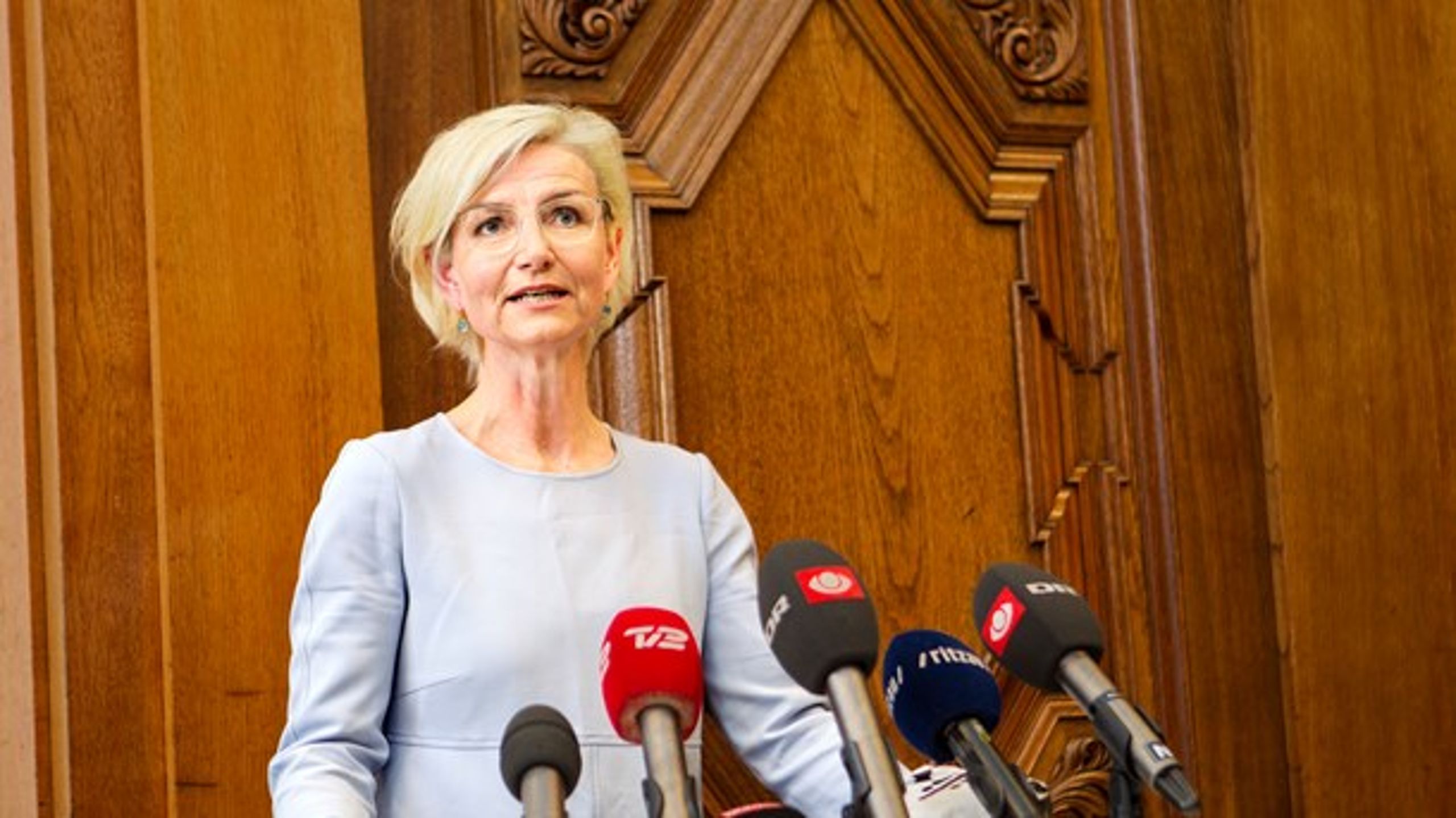 Ulla Tørnæs' første 100 dage som forskningsminister har ikke budt på de store sejre eller nederlag. Det kan dog ændre sig markant i efteråret, hvor en række tunge sager venter. <br>