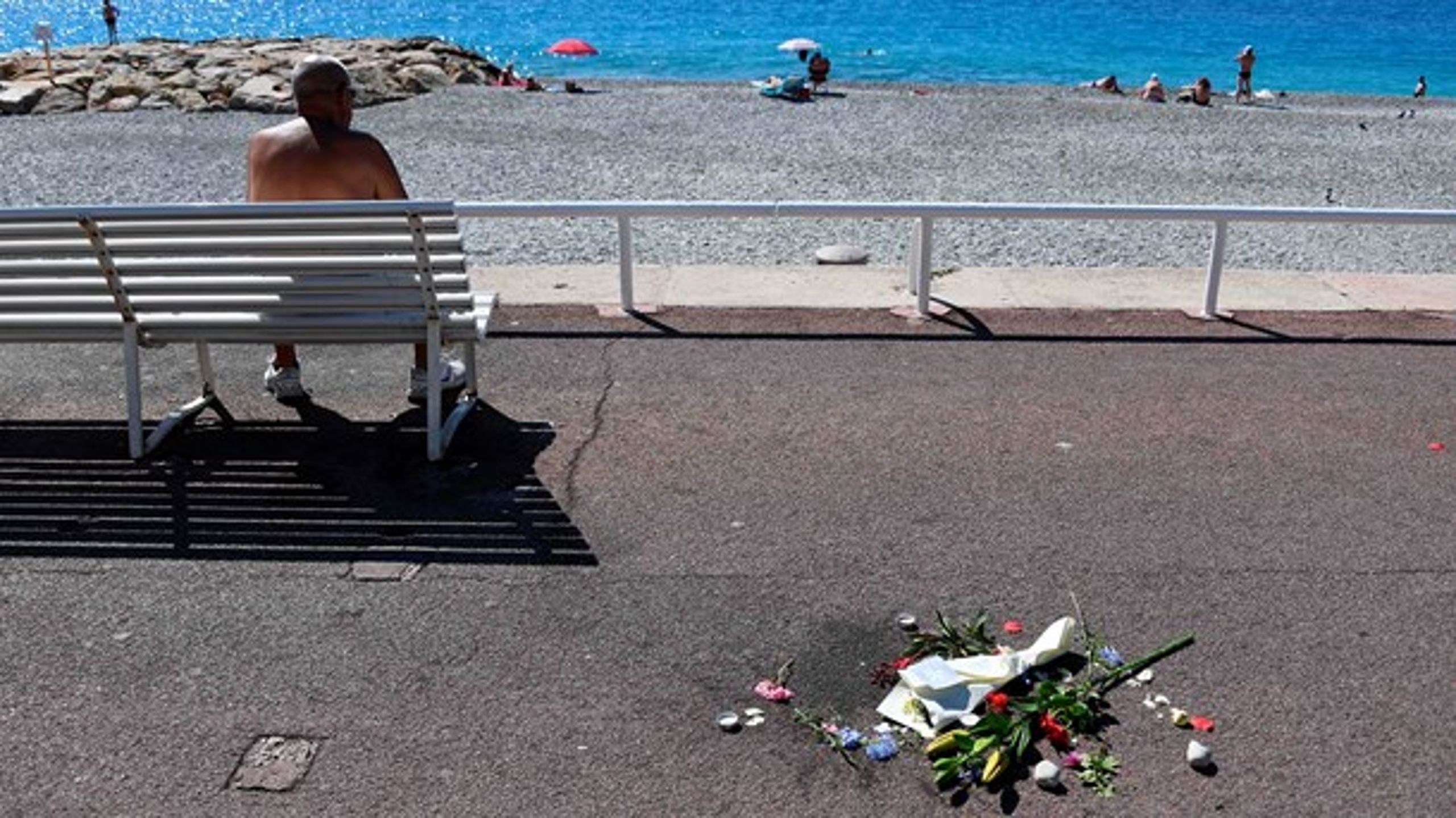 Blomster på promenaden i Nice tre dage efter terrorangrebet 14. juli.&nbsp;