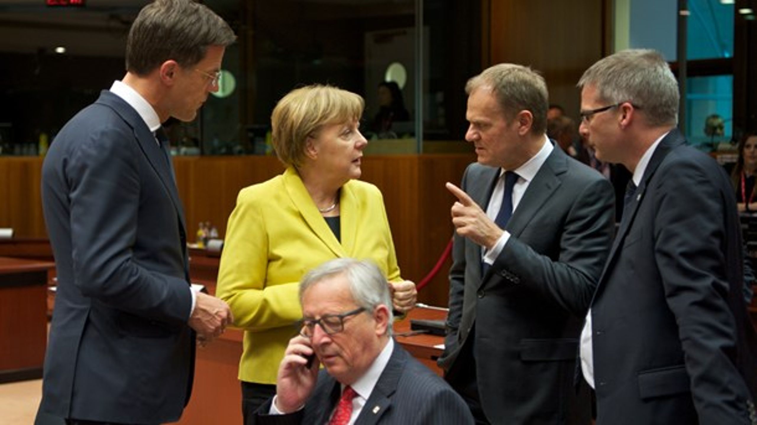 Tysklands&nbsp;Angela Merkel og EU-præsident Donald Tusk skal blandt andet diskutere briternes nej til EU. Arkivfoto.