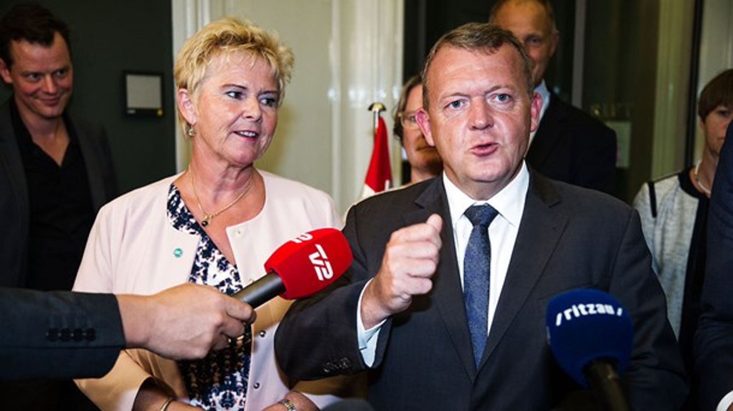 Et nyt power-couple i dansk politik?&nbsp;Statsminister Lars Løkke Rasmussen (V) og LO-formand Lizette Risgaard ved præsentationen af den nye trepartsaftale i fredags.