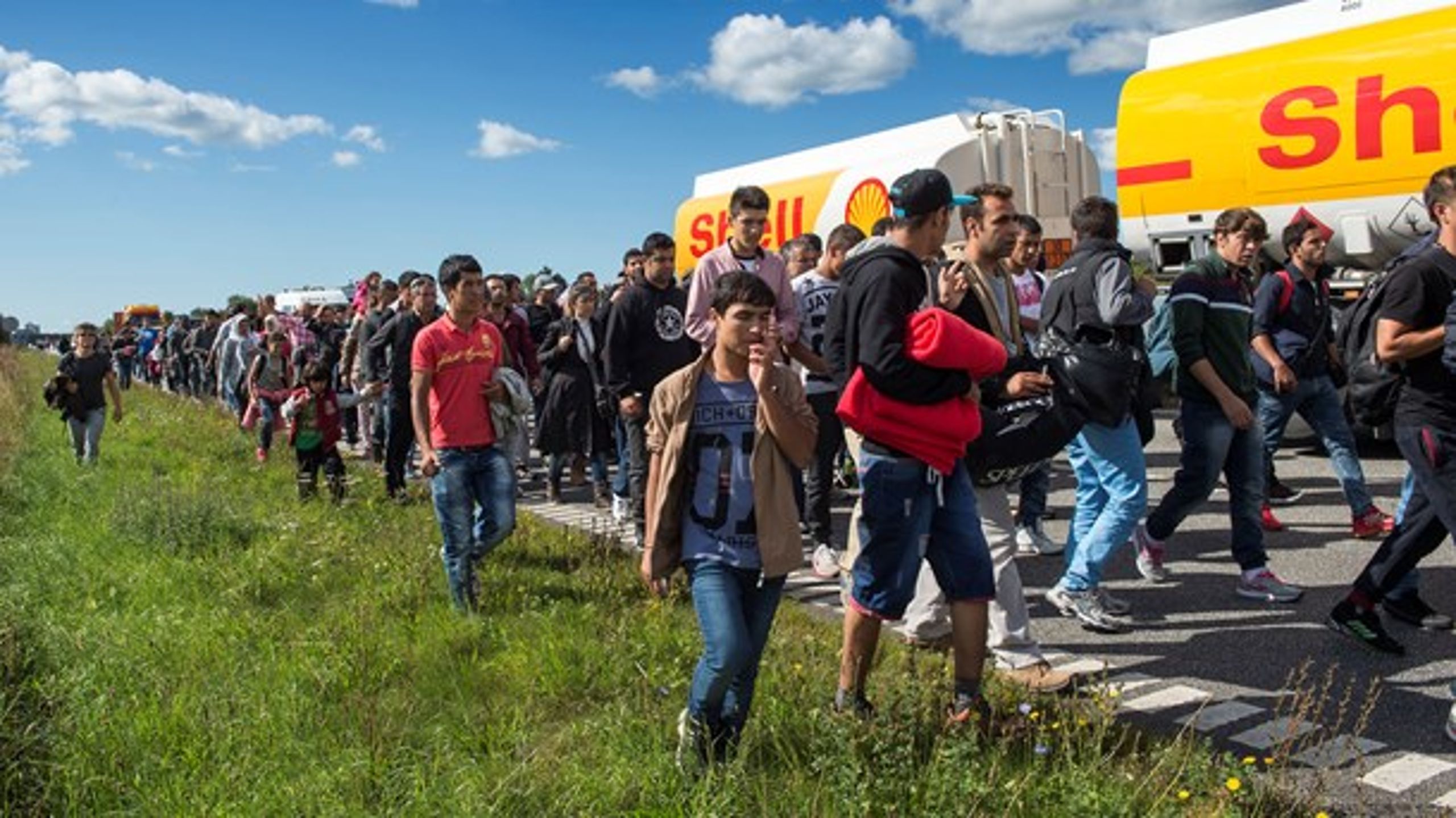 Det skal være slut med flygtninge og migranter på de danske motorveje, som vi så hen over sommeren 2015, mener regeringen.
