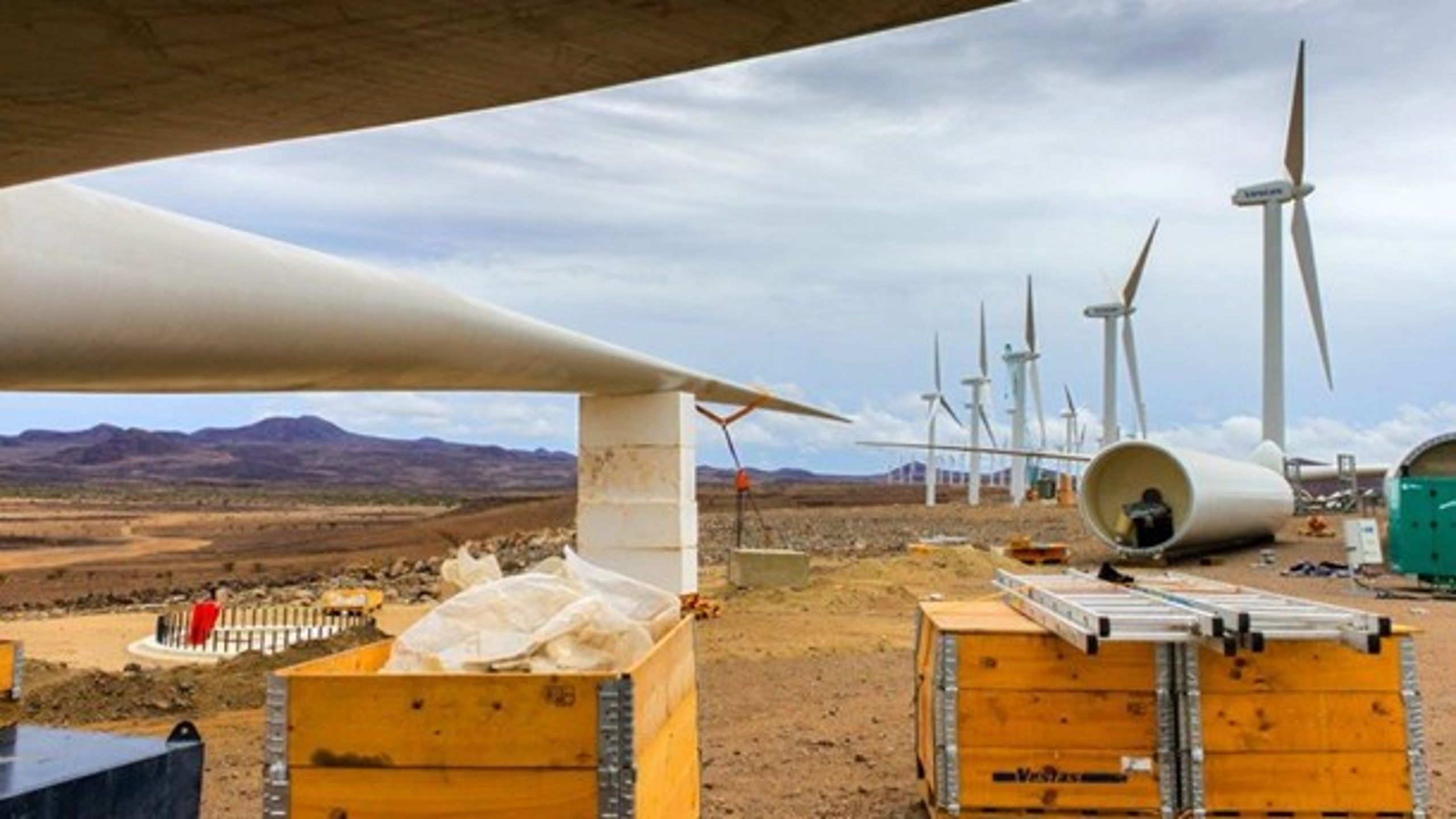 Vestas byggede vindmøller ved Lake Turkana i Kenya. Projektet er støtte af blandt andet Investeringsfonden for Udviklingslande.