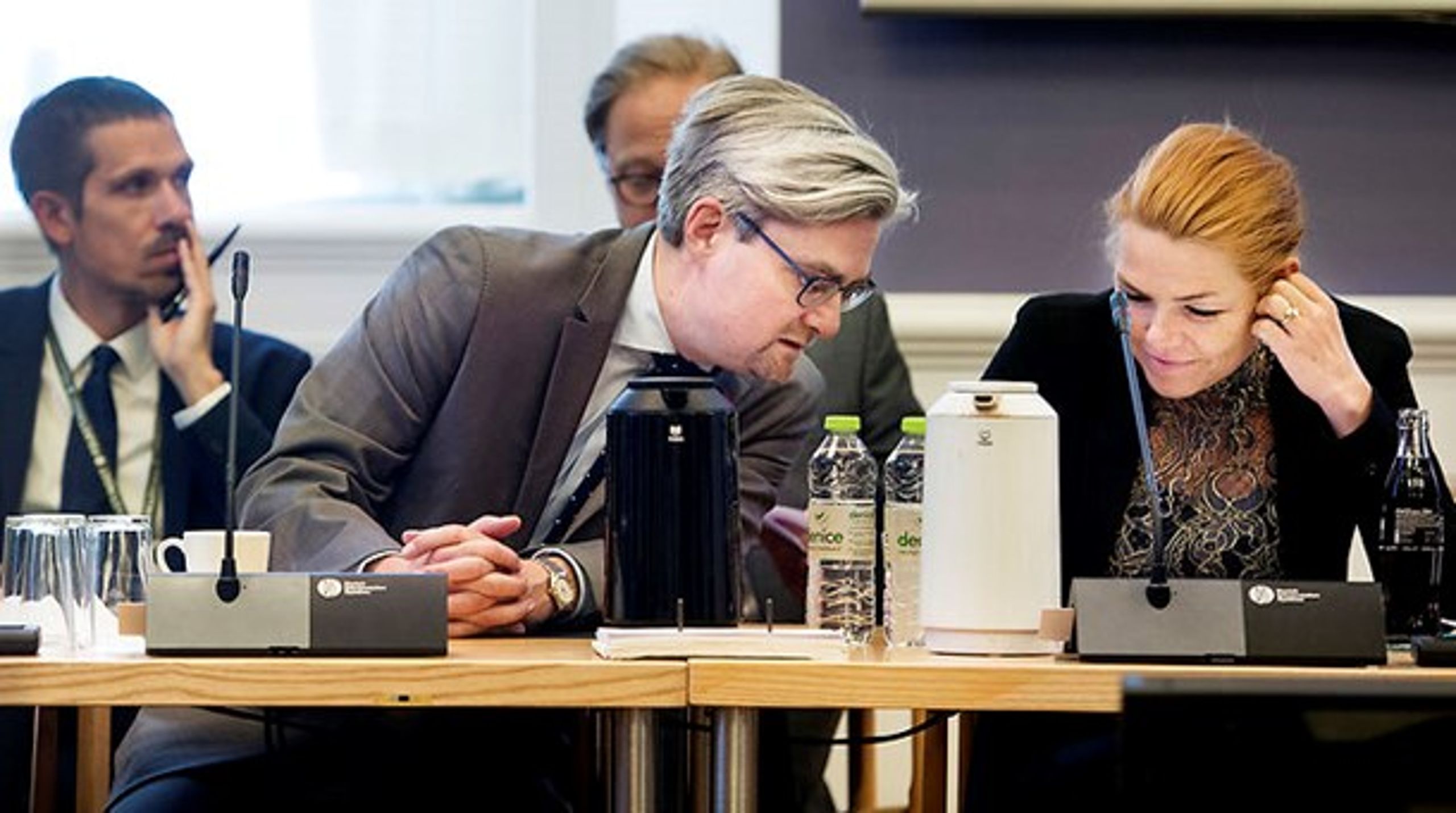Som integrationsminister strammede&nbsp;Søren Pind (V) i 2011 udvisningsreglerne. Nu genindfører Inger Støjberg (V) den samme regel, dog med en undtagelse i forhold til EU-retten.