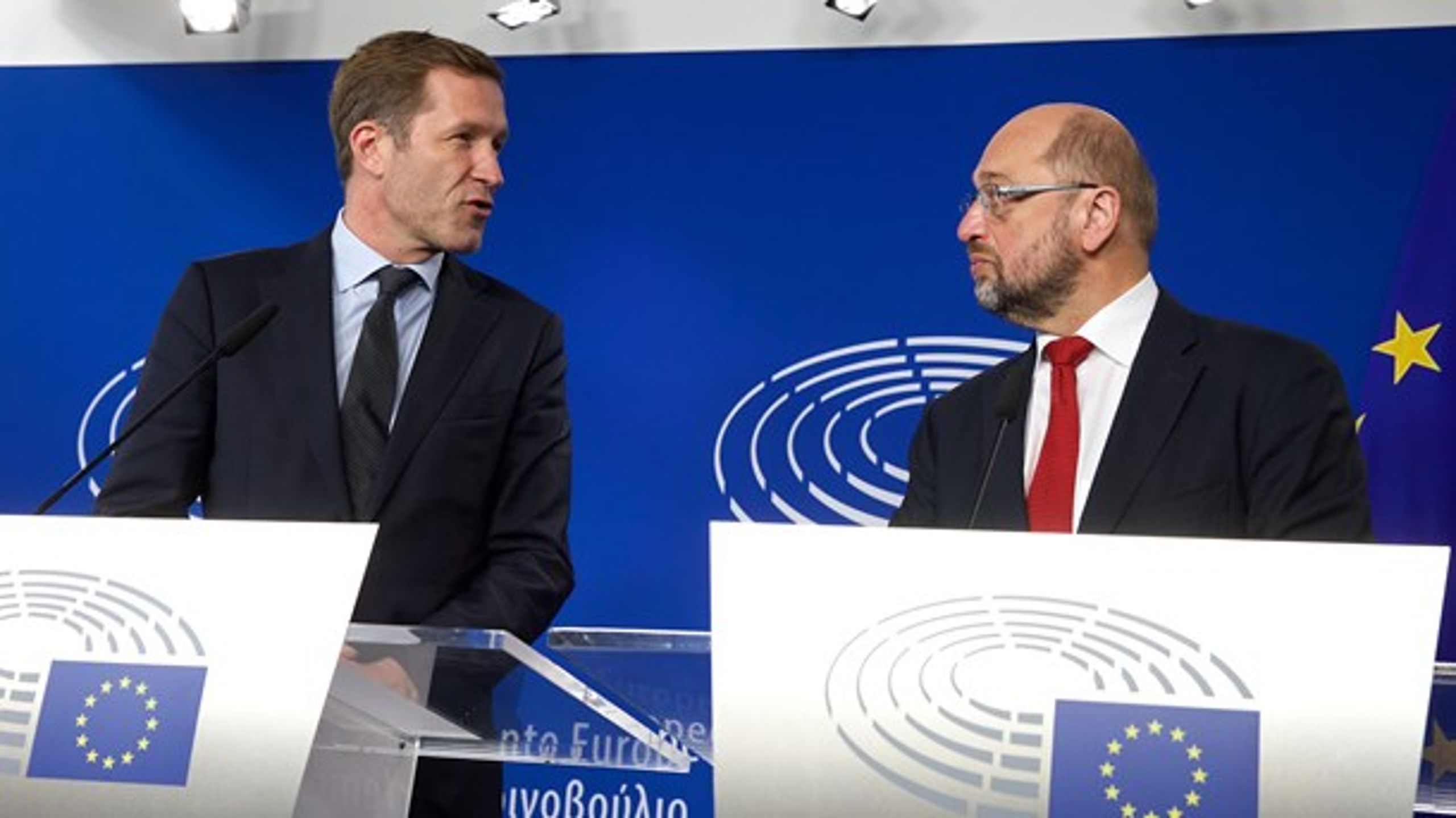 Lørdag mødtes Europa-Parlamentets formand Martin Schulz med Valloniens delstatsleder Paul Magnette. Vallonien blokerer lige nu for, at EU kan indgå en frihandelsaftale med Canada. Efter mødet erklærede Schulz, at der er "grund til optimisme".
