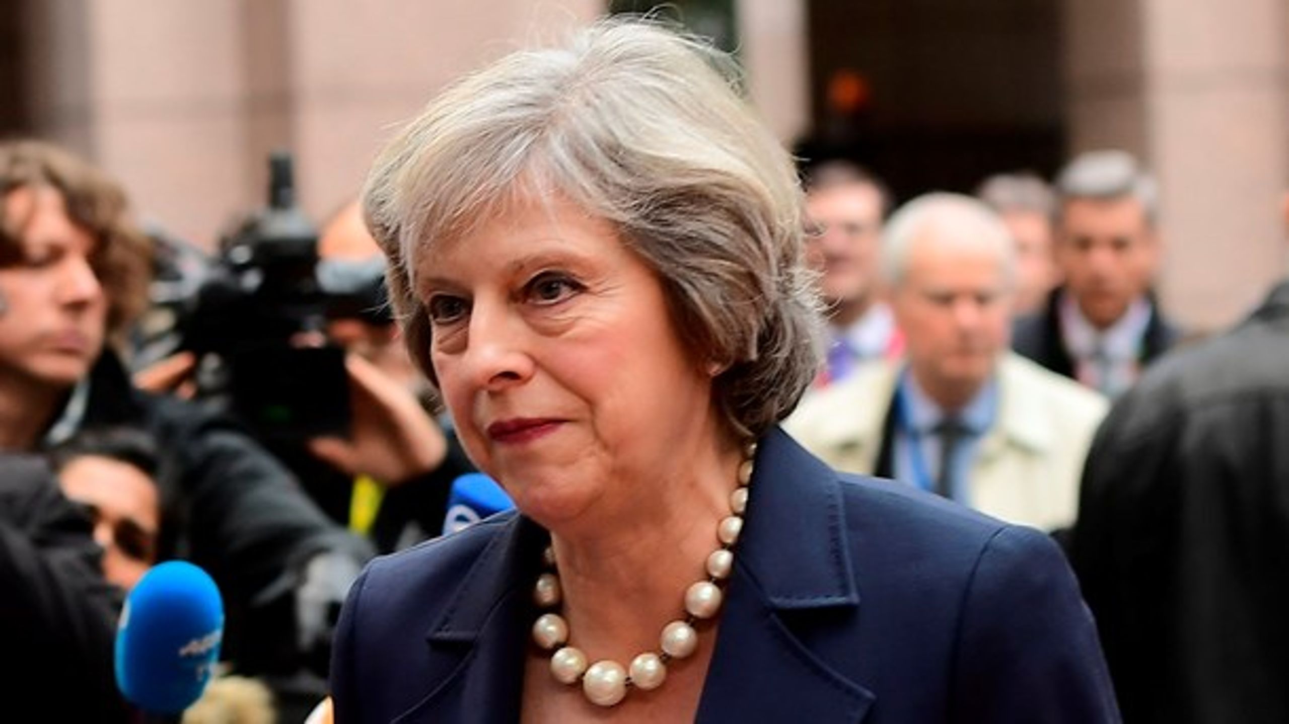 Storbritanniens Theresa May står i spidsen for at sikre landets udtrædelse af EU. Den opgave er blevet sværere efter en ny dom ved den britiske High Court, vurderer forsker.