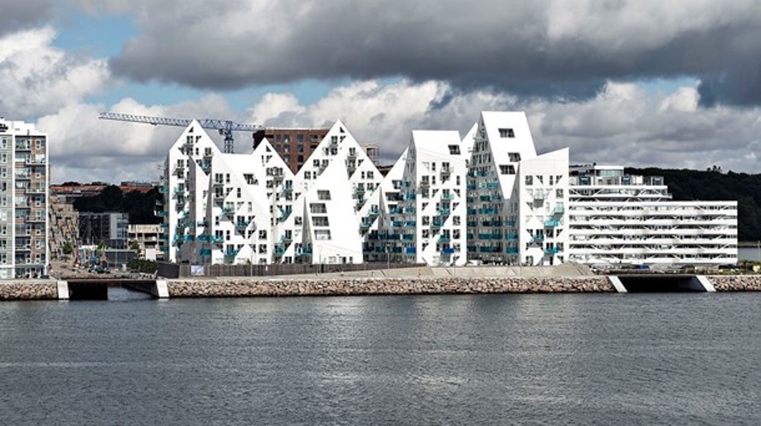 23 steder i Aarhus har kommunen brugt planloven til at presse almene boliger ind i nye byudviklingsprojekter. København har planer om at bruge loven i samme omfang. <br>