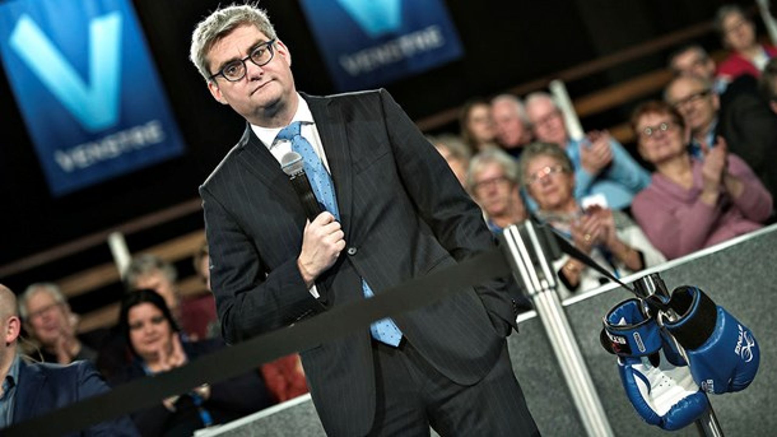 På Venstres landsmøde i Herning blev der i den forgange weekend gentagende gange rettet kritik af forløbet omkring placeringen af en ny politiskole i Jylland.
