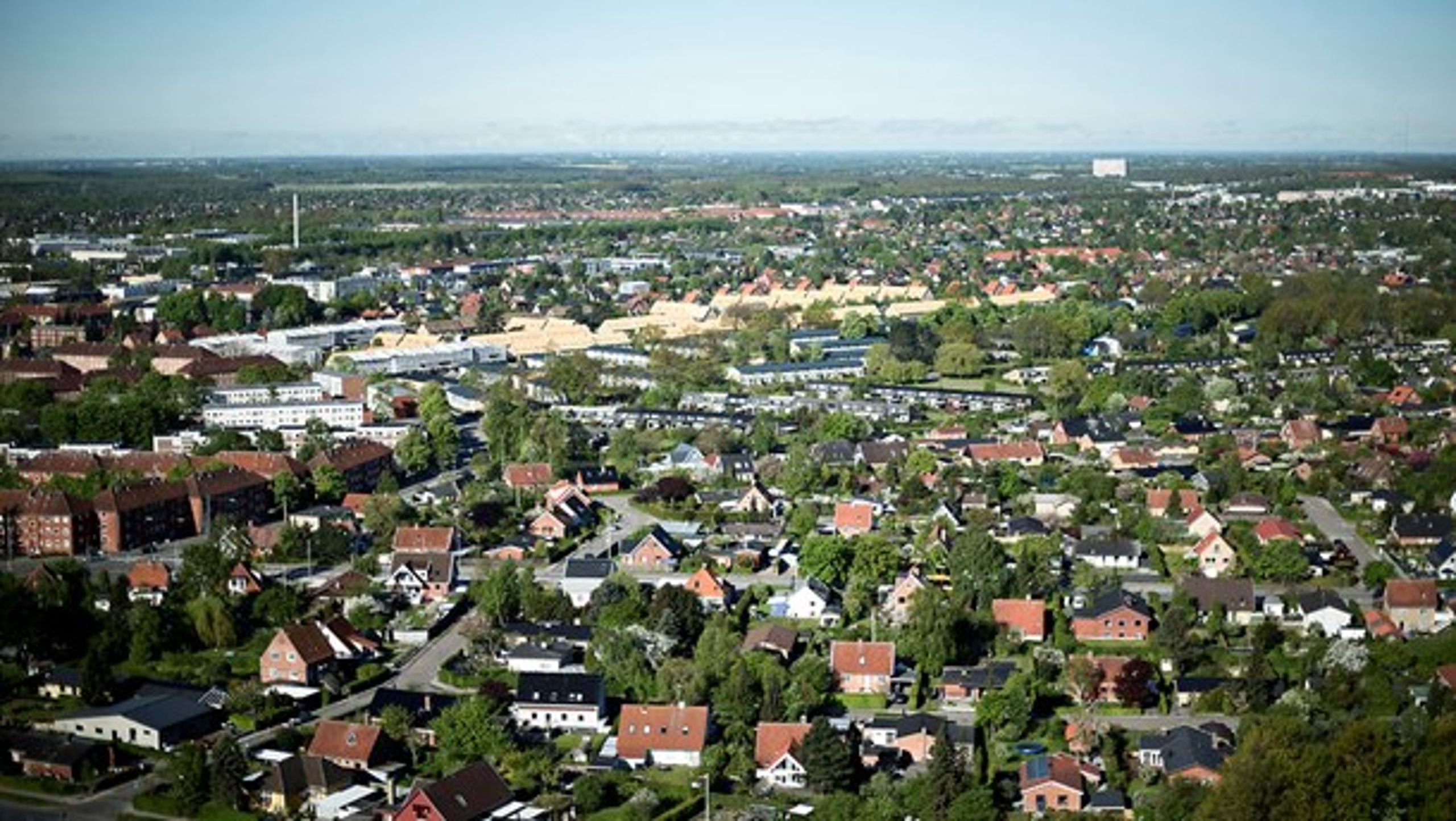 Herlev Kommune blev udskilt fra Gladsaxe i 1909 og er en af de hovedstadskommuner, som er kommet uændret igennem kommunalreformen i såvel 2007 som 1970.