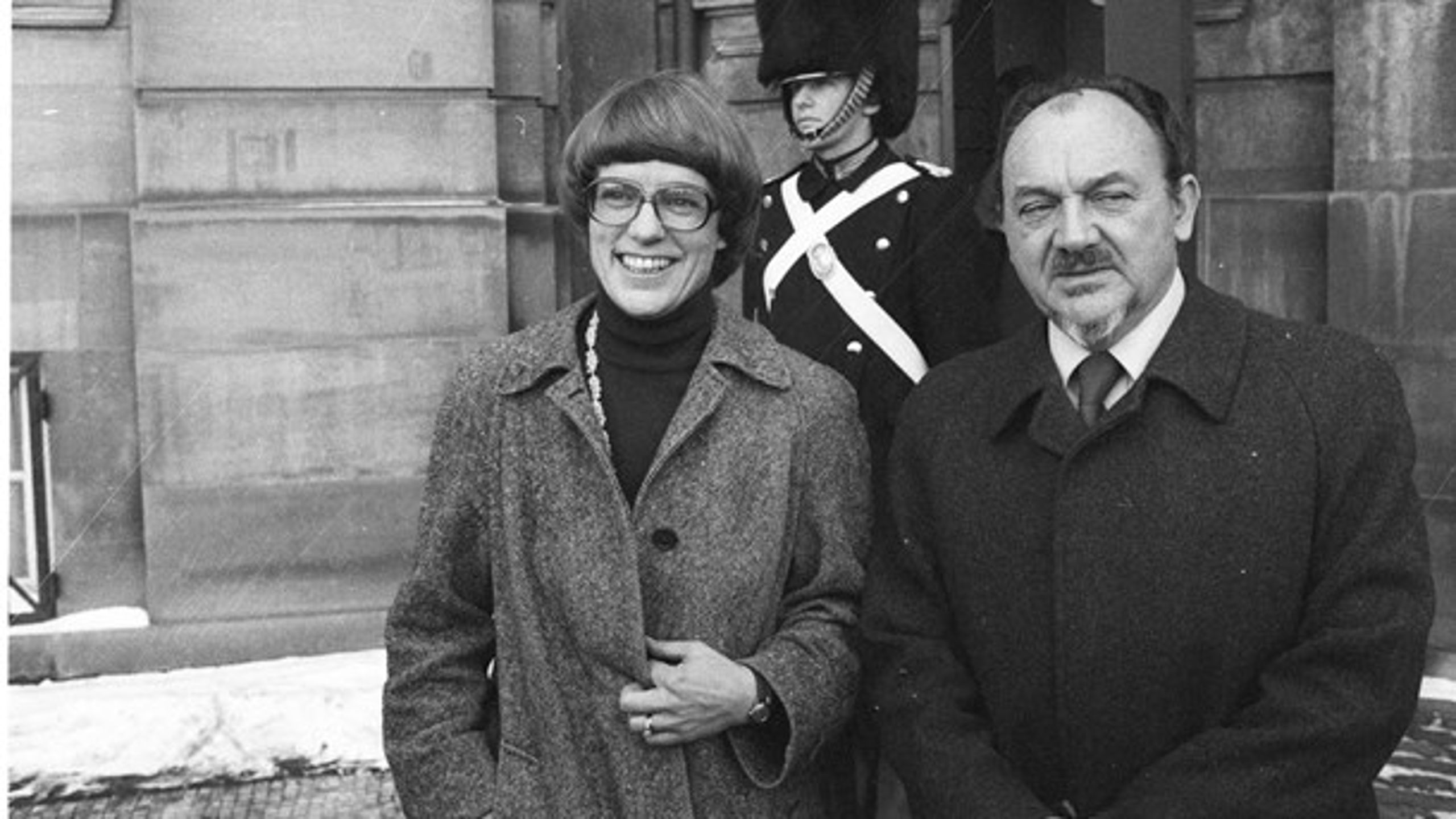 I 1979 kunne statsminister Anker Jørgensen (S)&nbsp;præsentere sin nye undervisningsminister, Dorte Bennedsen (S). I år måtte vi tage afsked med dem begge.