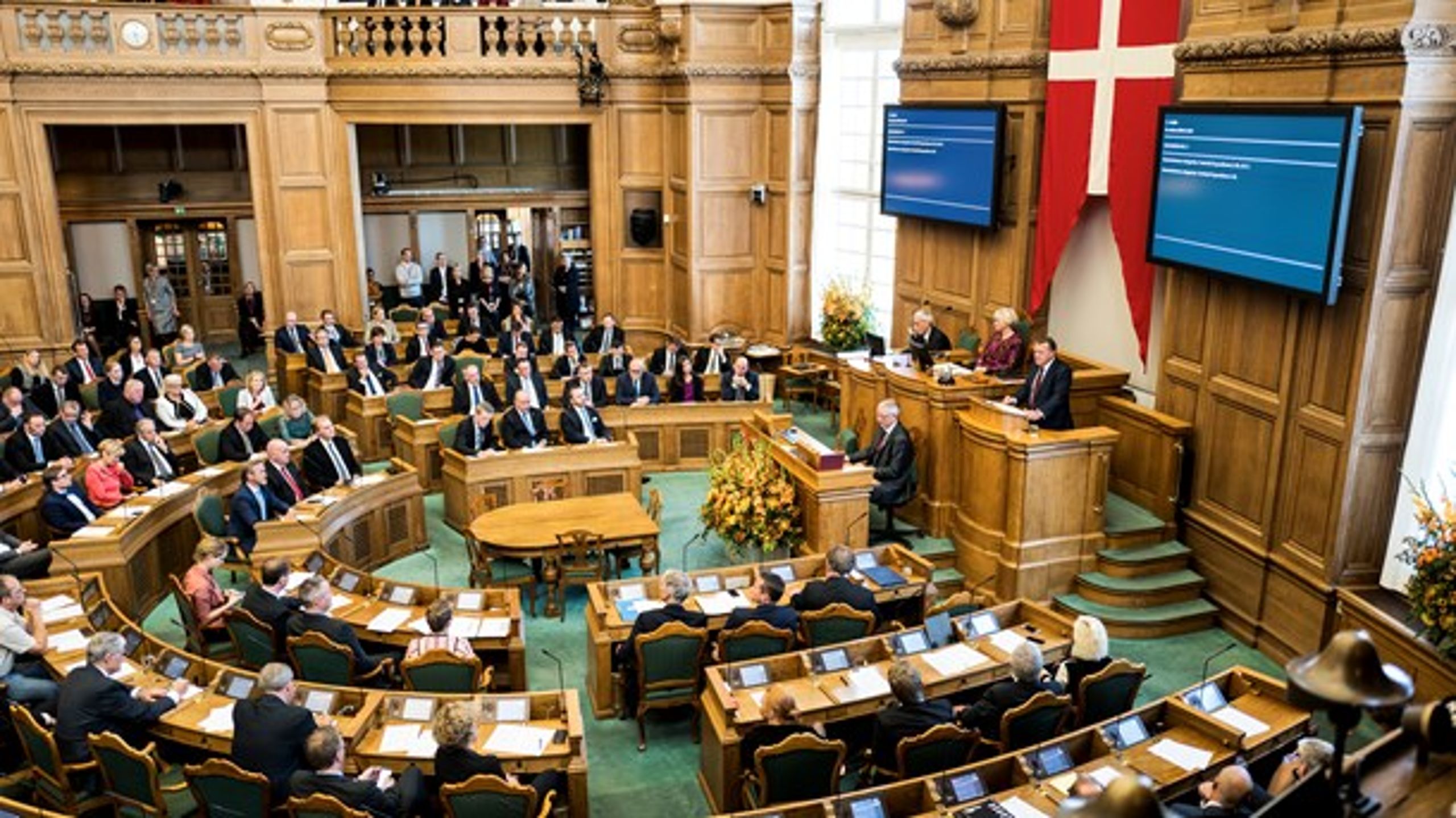 Et udsnit af Folketingets 179 medlemmer kommer til at følge briternes ventede EU-exit tæt. Det sker i en såkaldt følgegruppe, der konstitueres på Christiansborg torsdag.