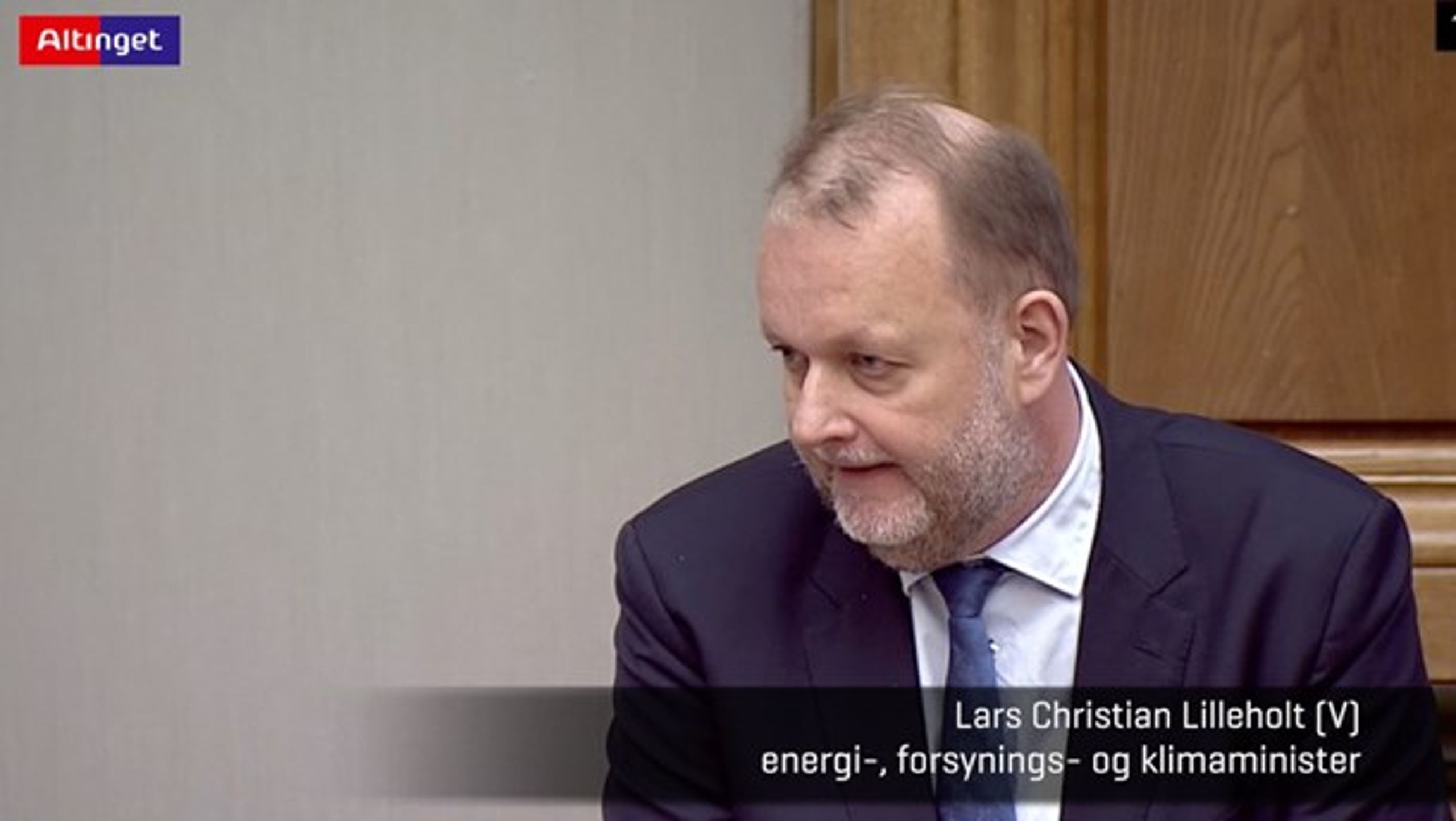Massive investeringer skal der ifølge&nbsp;energi-, forsynings- og klimaminister Lars Christian Lilleholt (V) til, hvis regeringen skal nå sit mål for vedvarende energi.&nbsp;