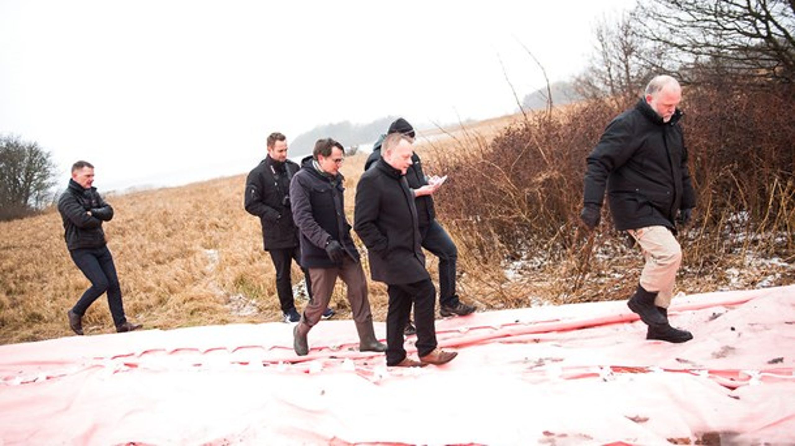 I starten af januar&nbsp;var regeringen repræsenteret ved erhvervsminister Brian Mikkelsen (K) en tur i Jyllinge Nordmark for at inspicere skaderne efter stormfloden. Denne uge var det så Esben Lunde Larsens (V) tur.