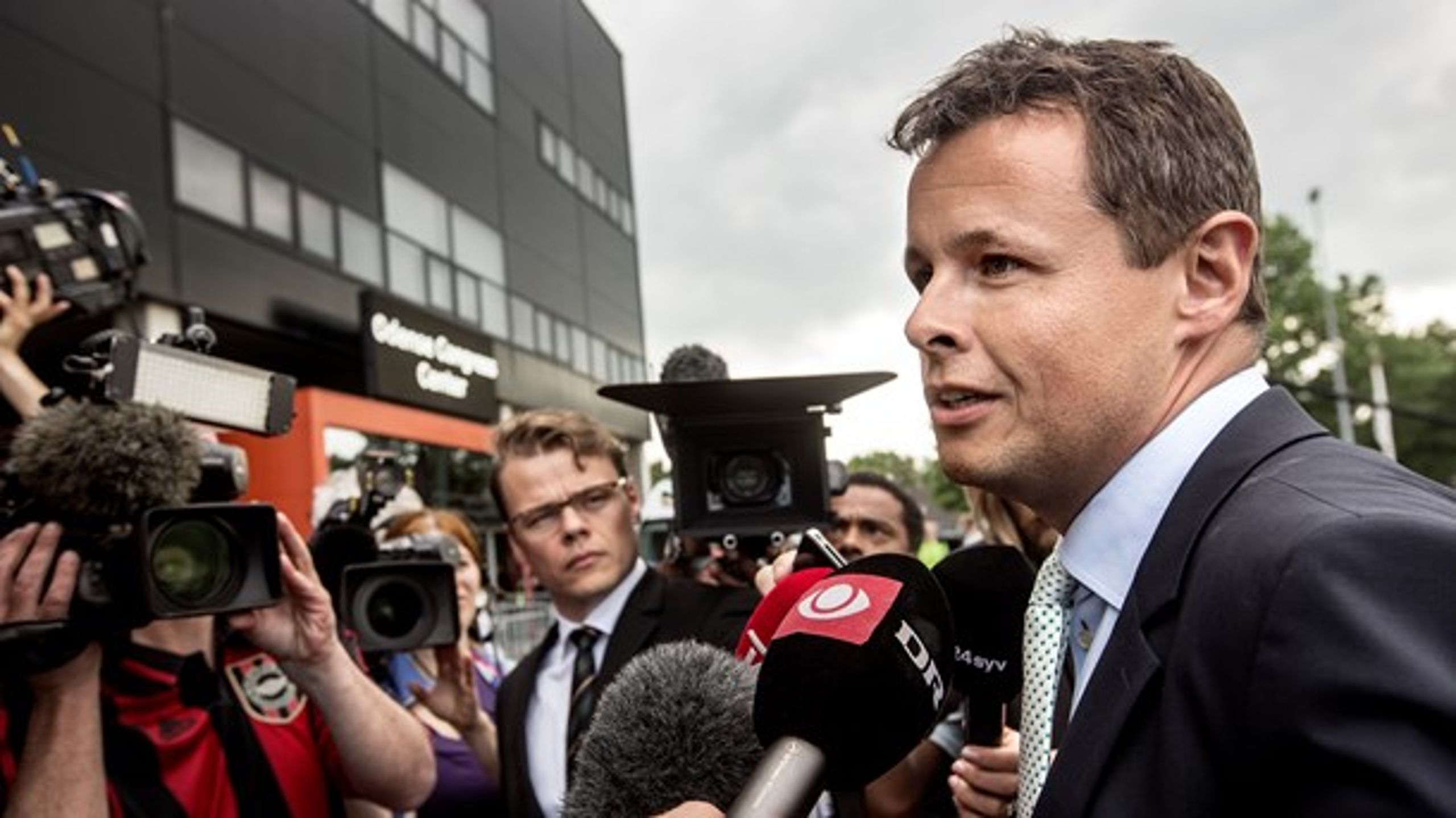Herning-borgmester Lars Krarup (V) har for nyligt lagt afstand til Venstre på Christiansborg.