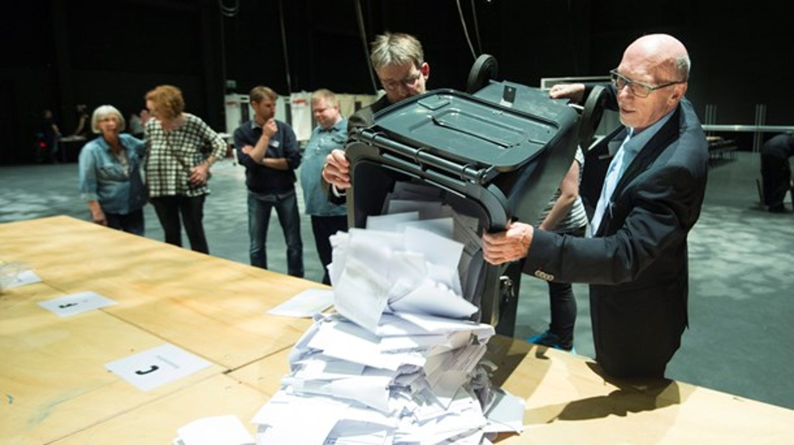 En tredjedel af vælgerne ved kommunalvalget i 2013 stemte udelukkende efter landspolitiske overvejelser, viser ny forskning.