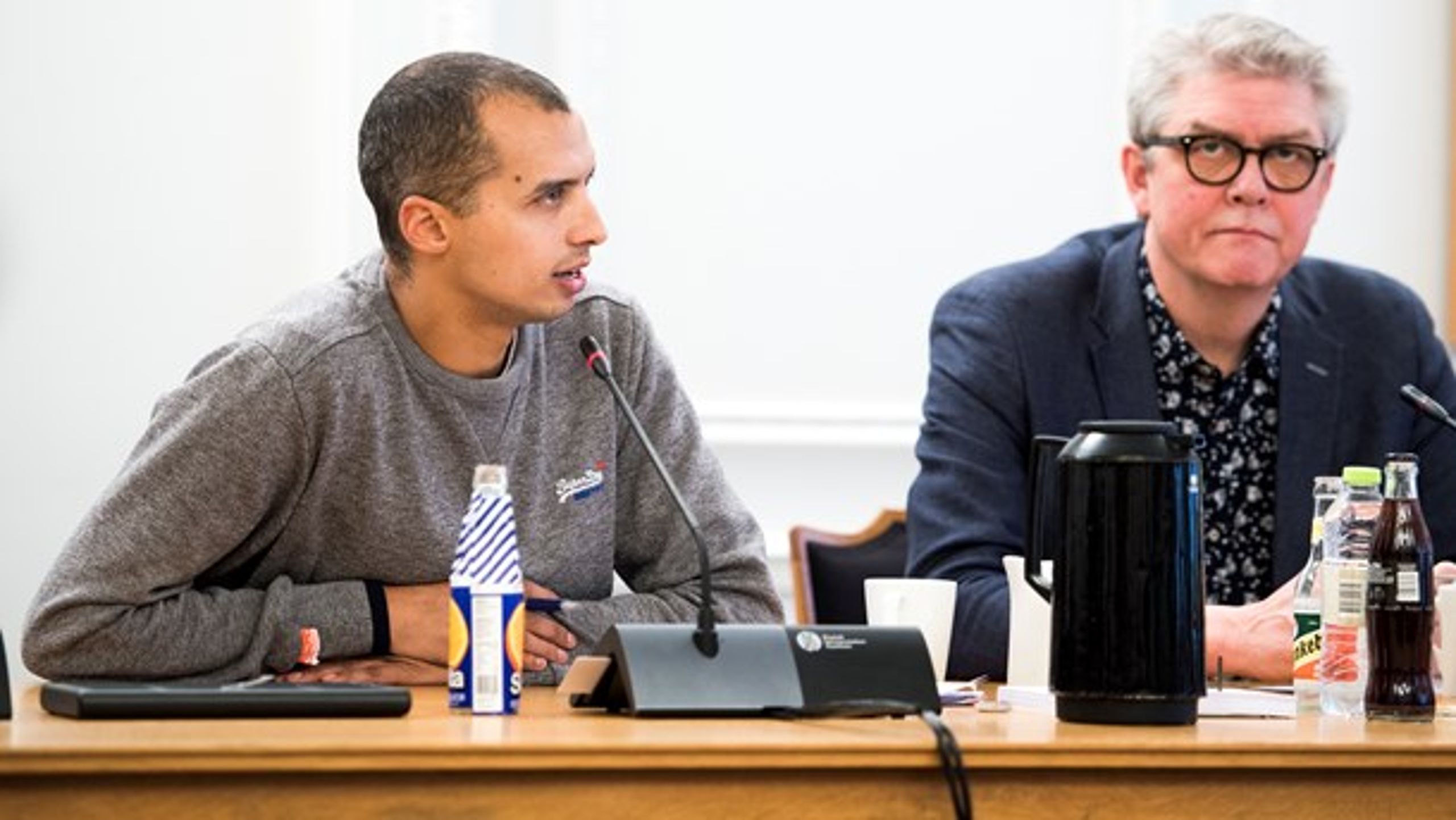 Mattias Tesfaye (til venstre) bakker op om en fleks-erhvervsuddannelse for unge med handicap.&nbsp;