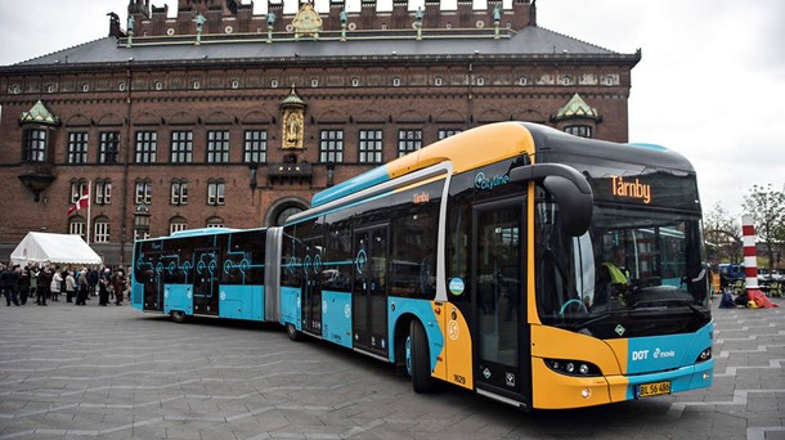 Hovedstaden har fået nye store busser, som også har krævet investeringer i særlige busbaner og holdestede. Begrænsede finansieringsmuligheder og investeringsrum begrænser den slags løft af den kollektive trafik.
