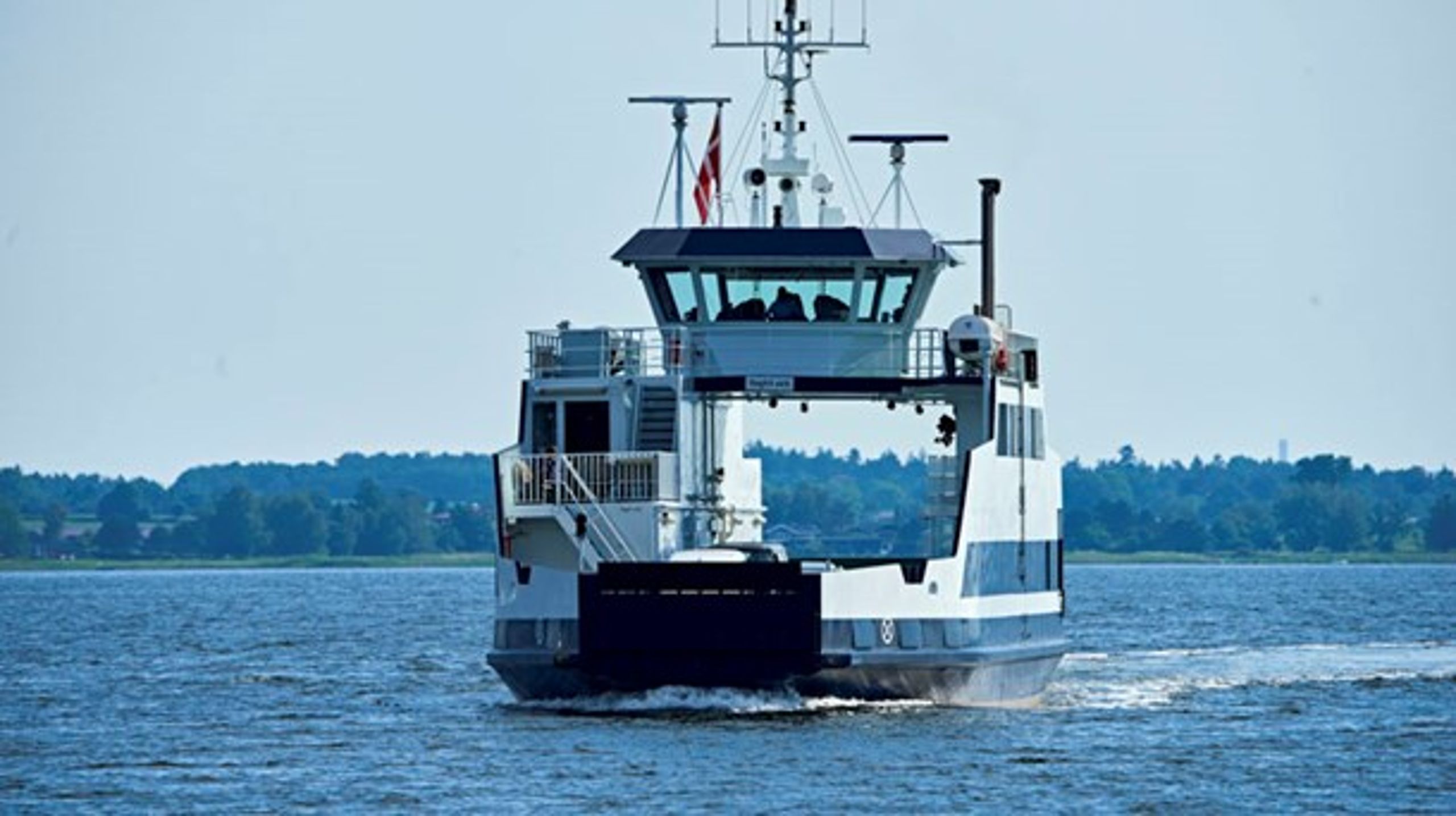 I en rapport udarbejdet af Siemens fremhæves 30 danske småfærger, hvor det er rentabelt at omlægge fra diesel til el. Færgen Orø, som sejler mellem Holbæk og Orø, er en af dem.