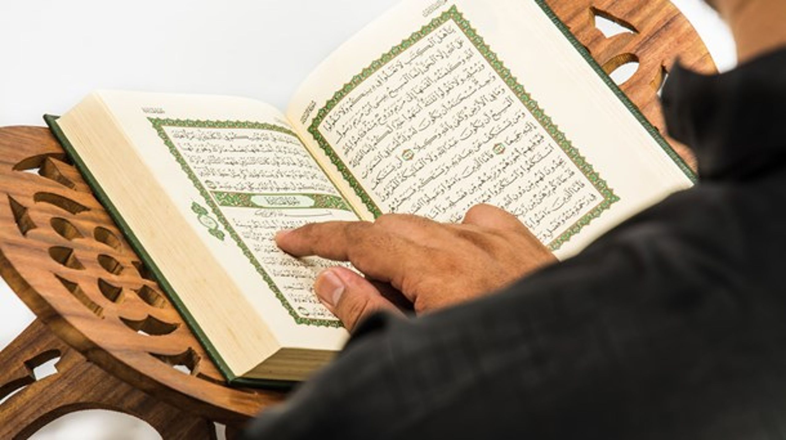 FORBUD: Radikale islamister bør afskæres fra adgang til Koranen i danske fængsler, foreslår Søren Espersen.