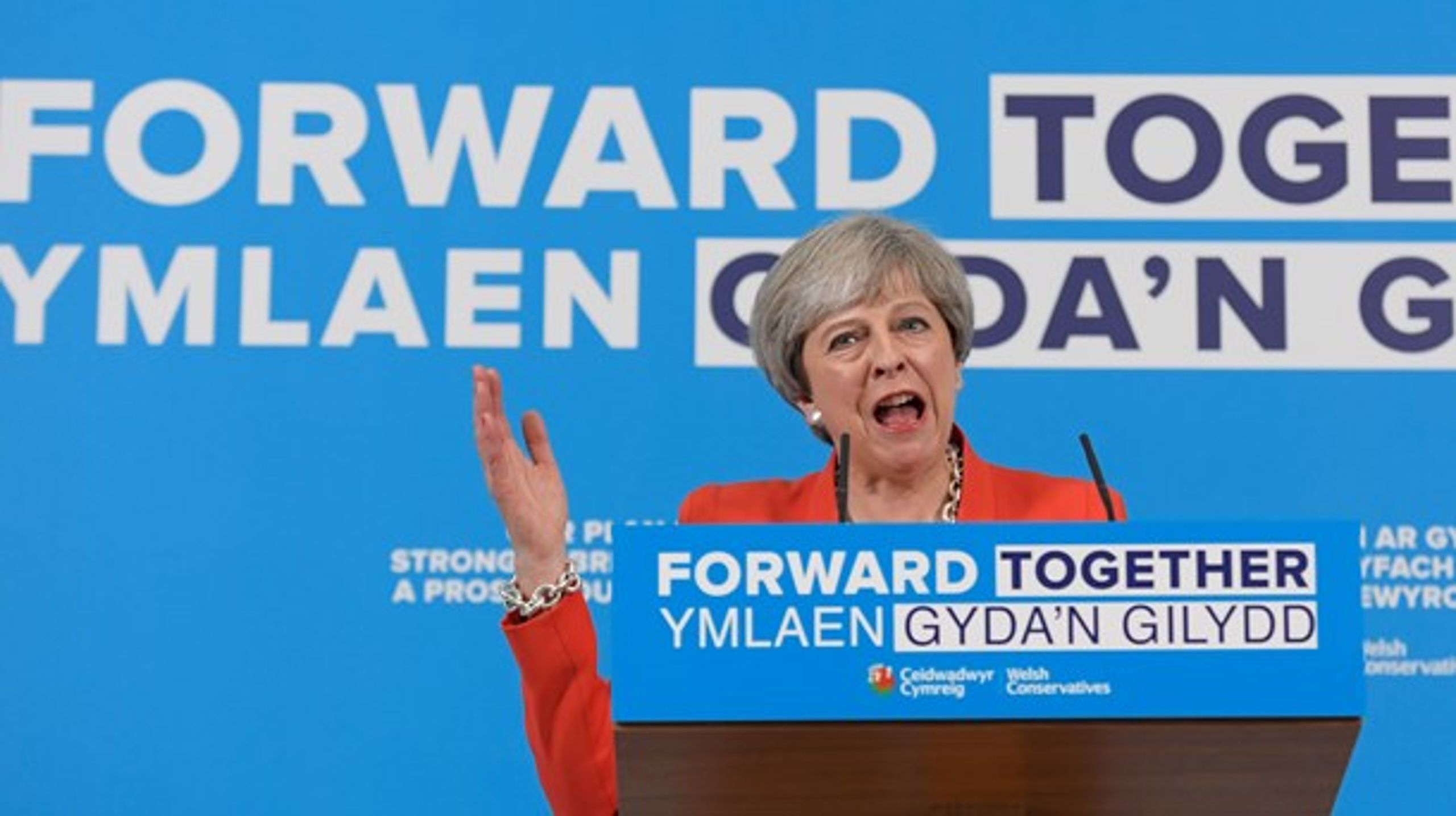Briterne skal til valg den 8. juni. Premierminister Theresa May ligner stadig en sikker vinder til trods for, at&nbsp;Conservatives forspring er skrumpet i meningsmålingerne, skriver valgforsker Kenneth Thue i sin klumme.&nbsp;