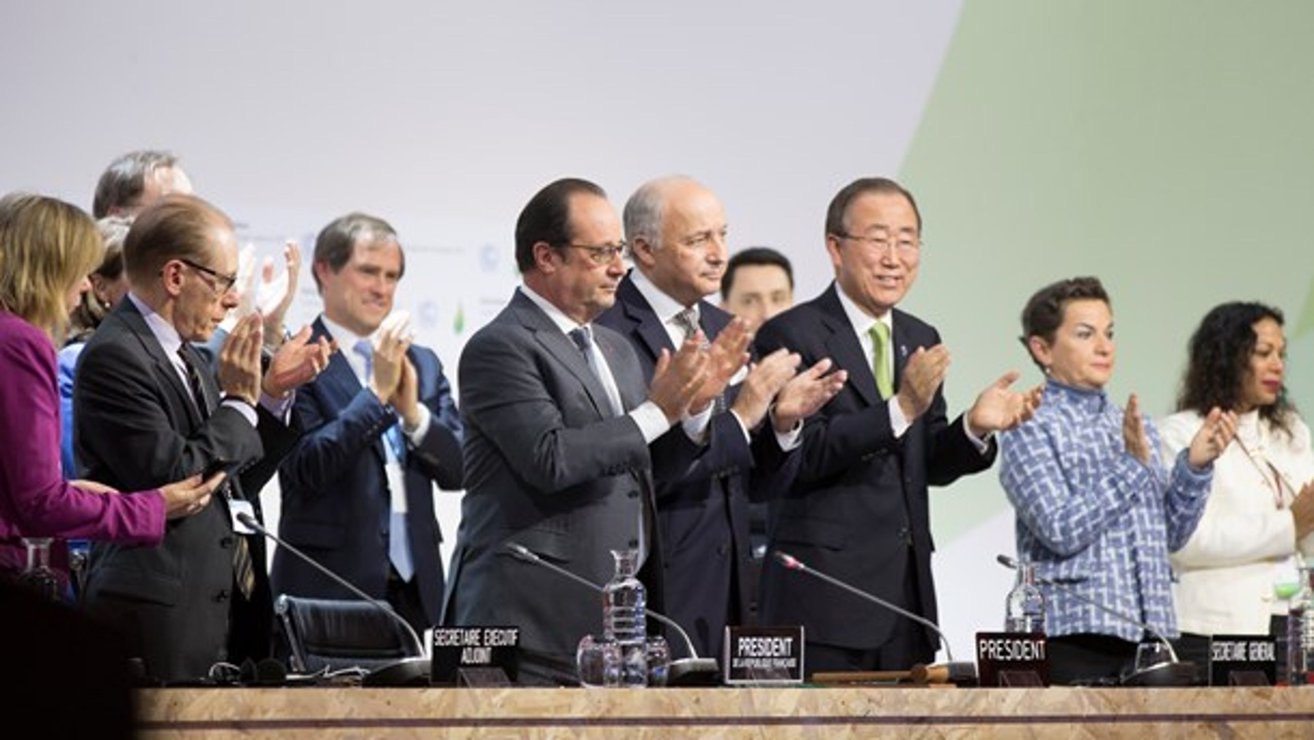 Verdensledere samlet til COP21 i Paris i 2015.