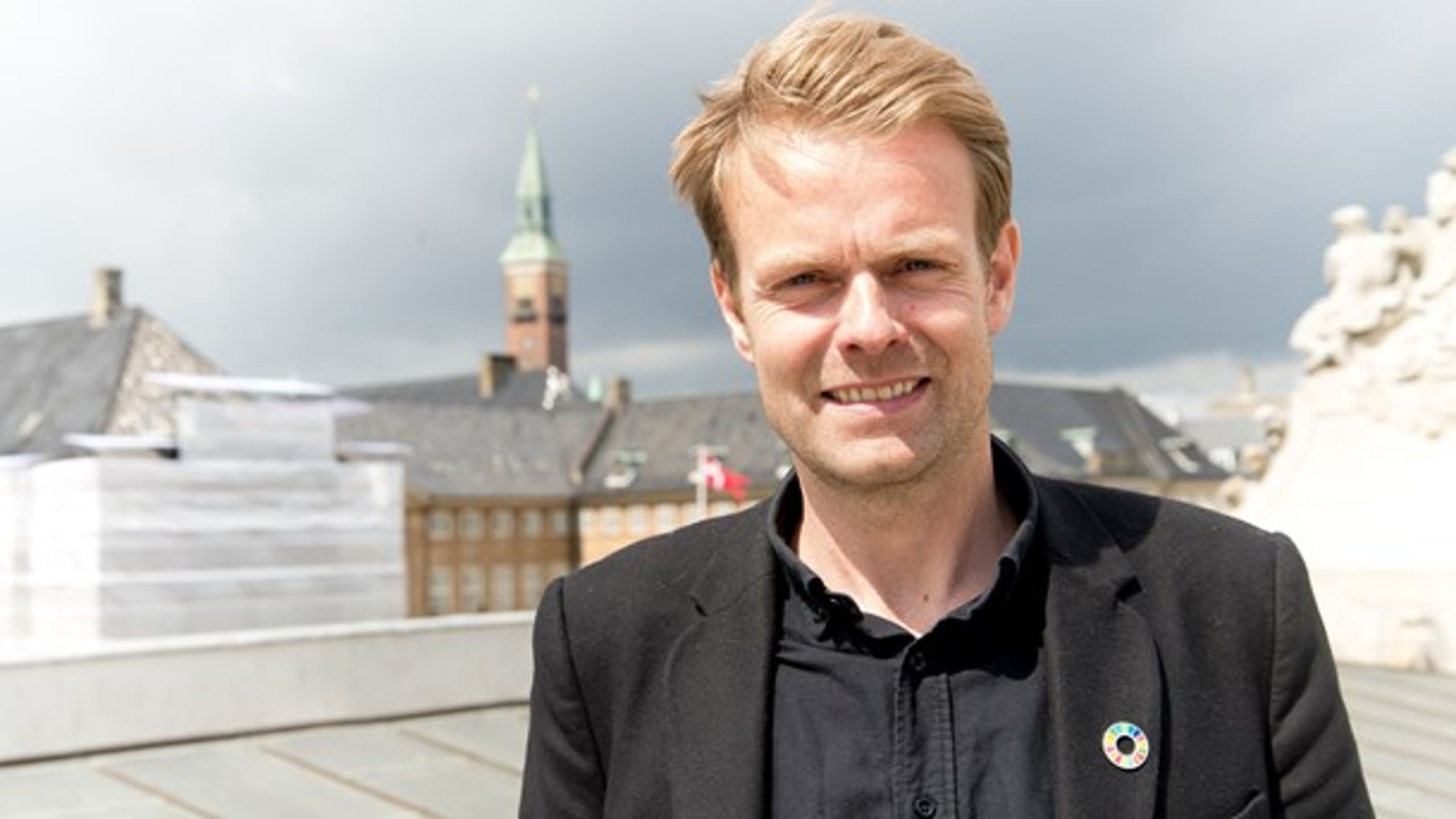 Niko Grünfeld er Alternativets spidskandidat til kommunalvalget i København. Han håber på en borgmesterpost, gerne inden for miljø og teknik eller kultur.
