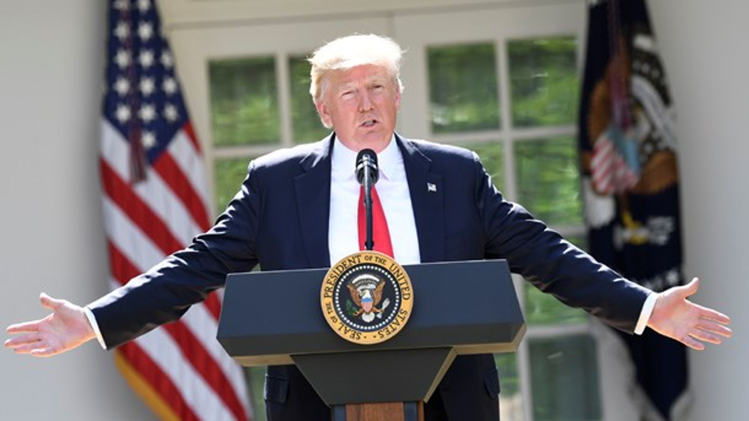 Præsident Donald Trump under talen, hvor han meddelte, at&nbsp;han vil genforhandle eller trække USA ud af Paris-klimaaftalen.