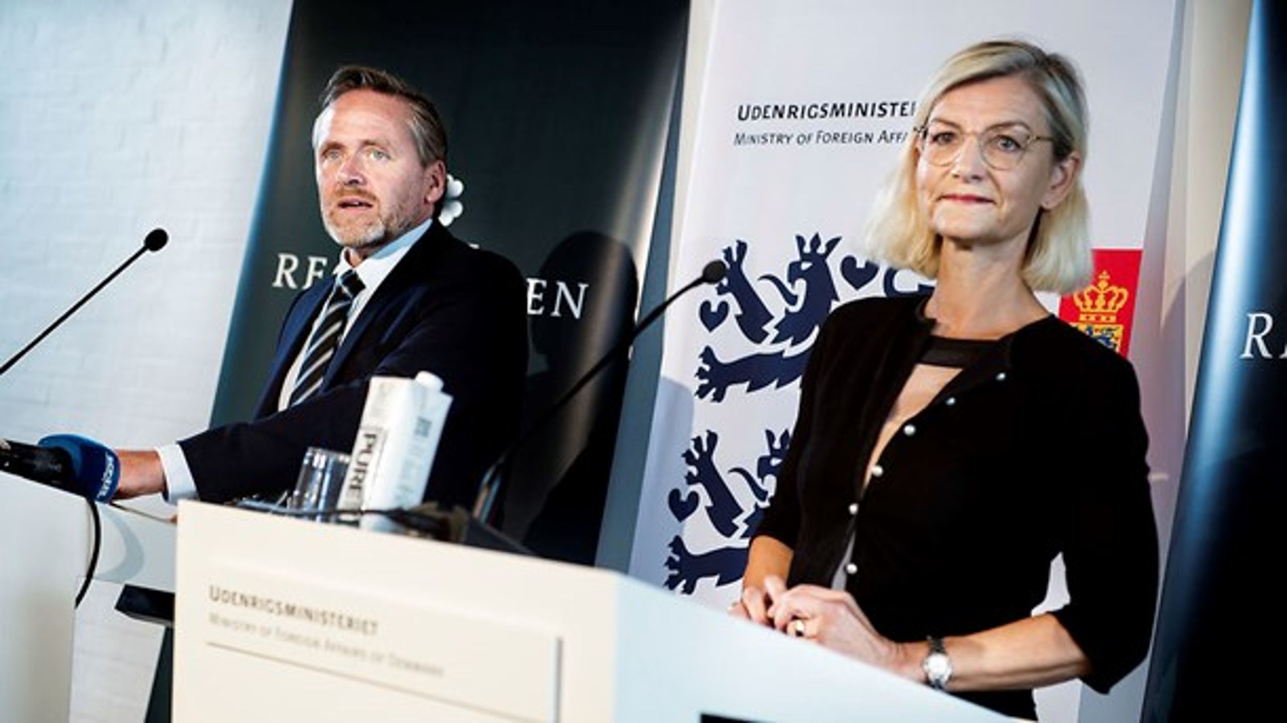 Udenrigsminister Anders Samuelsen (LA) og udviklingsminister Ulla Tørnæs (V) præsenterede onsdag&nbsp;regeringens nye udenrigspolitiske strategi.