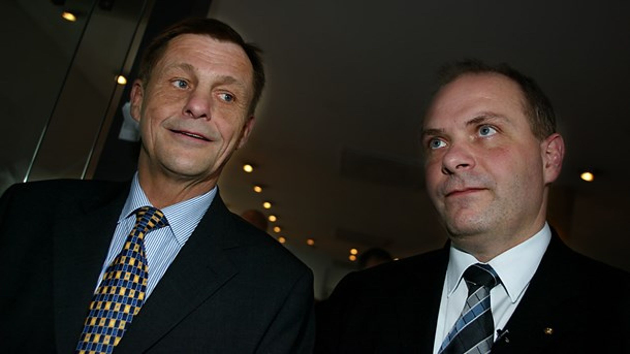 Den tidligere forsvarsminister&nbsp;Svend Aage Jensby (V) kritiserer i dagens Jyllands-Posten sin efterfølger på posten, Søren Gade (V).&nbsp;