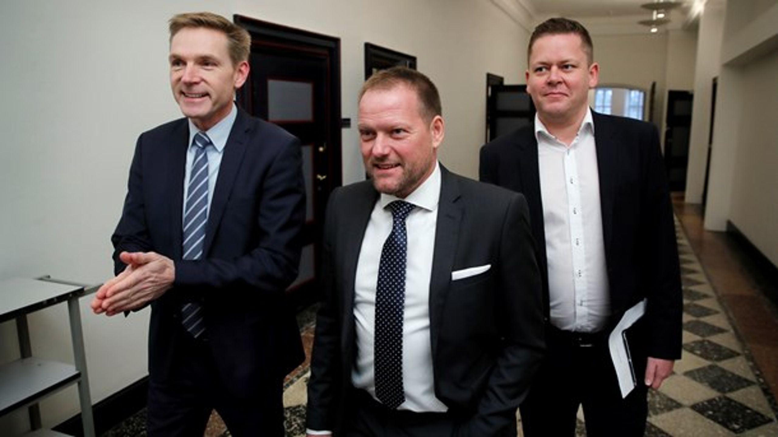 René Christensen (i midten)&nbsp;skal som DF's finansordfører forhandle en finanslov på plads med regeringen.