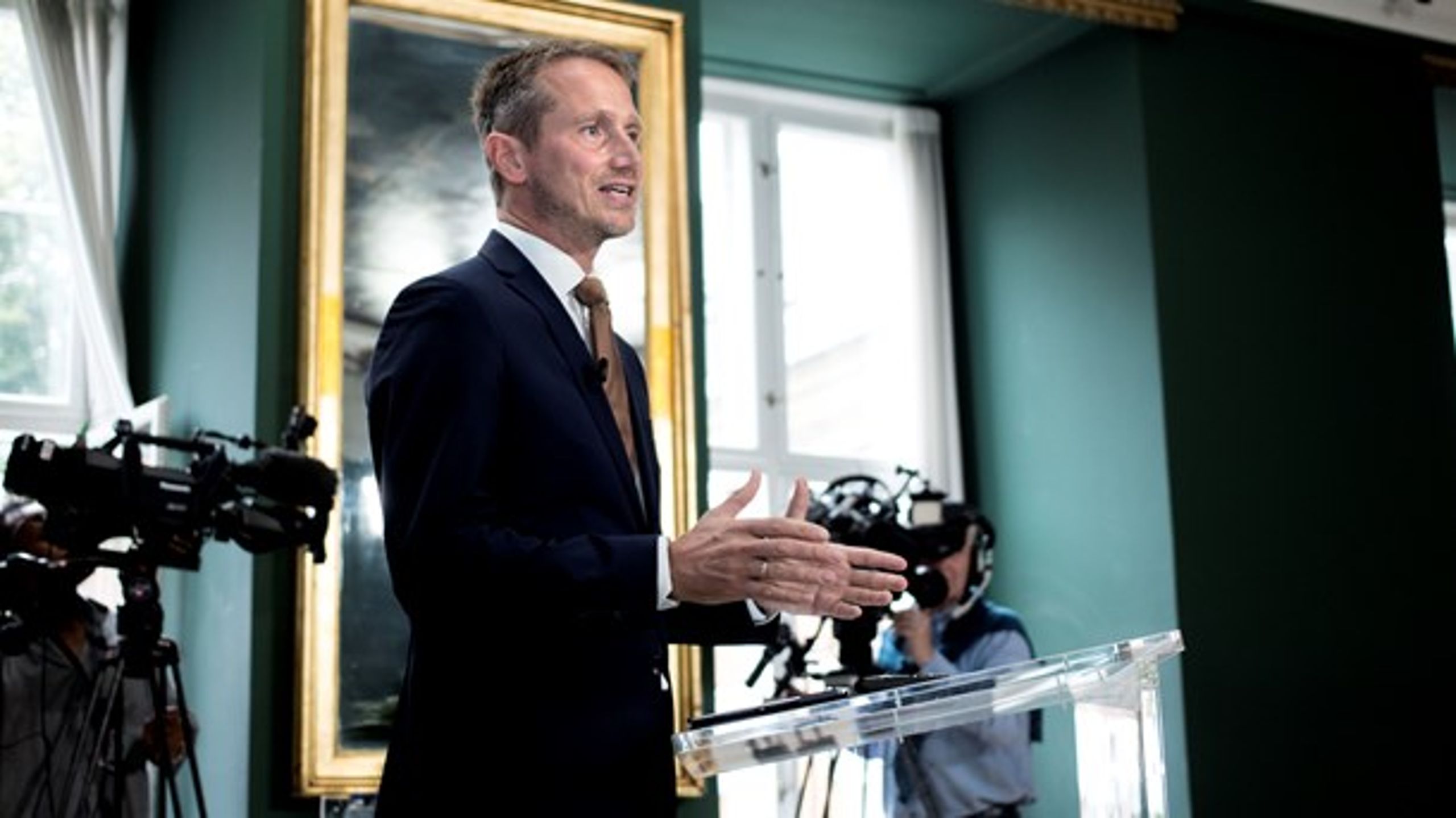 Finansministeren må være stiktosset over indblanding fra økonomer, skriver Rasmus Nielsen i sin klumme om fordelings- og værdipolitikkens betydning for Danmarks fremtidige sammenhængskraft.