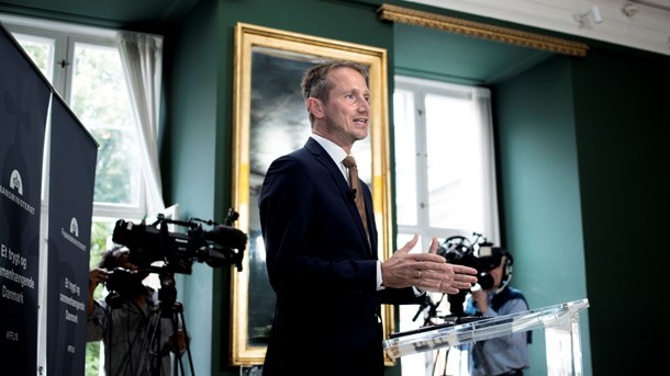 Finansminister Kristian Jensen (V) præsenterer regeringens forslag til finanslov for 2018.