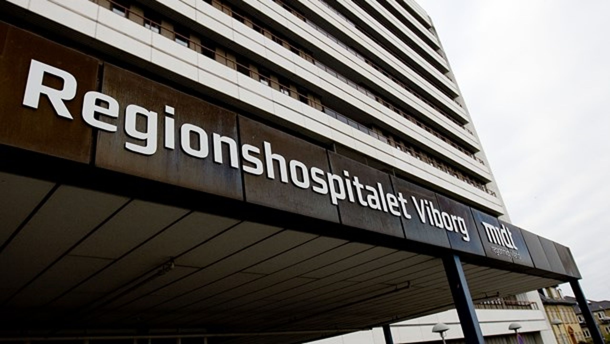 Hospitaler i&nbsp;Viborg og Silkeborg har&nbsp;med bødetrusler&nbsp;uden held&nbsp;forsøgt at få flere til at dukke op til deres aftaler.&nbsp;<br>