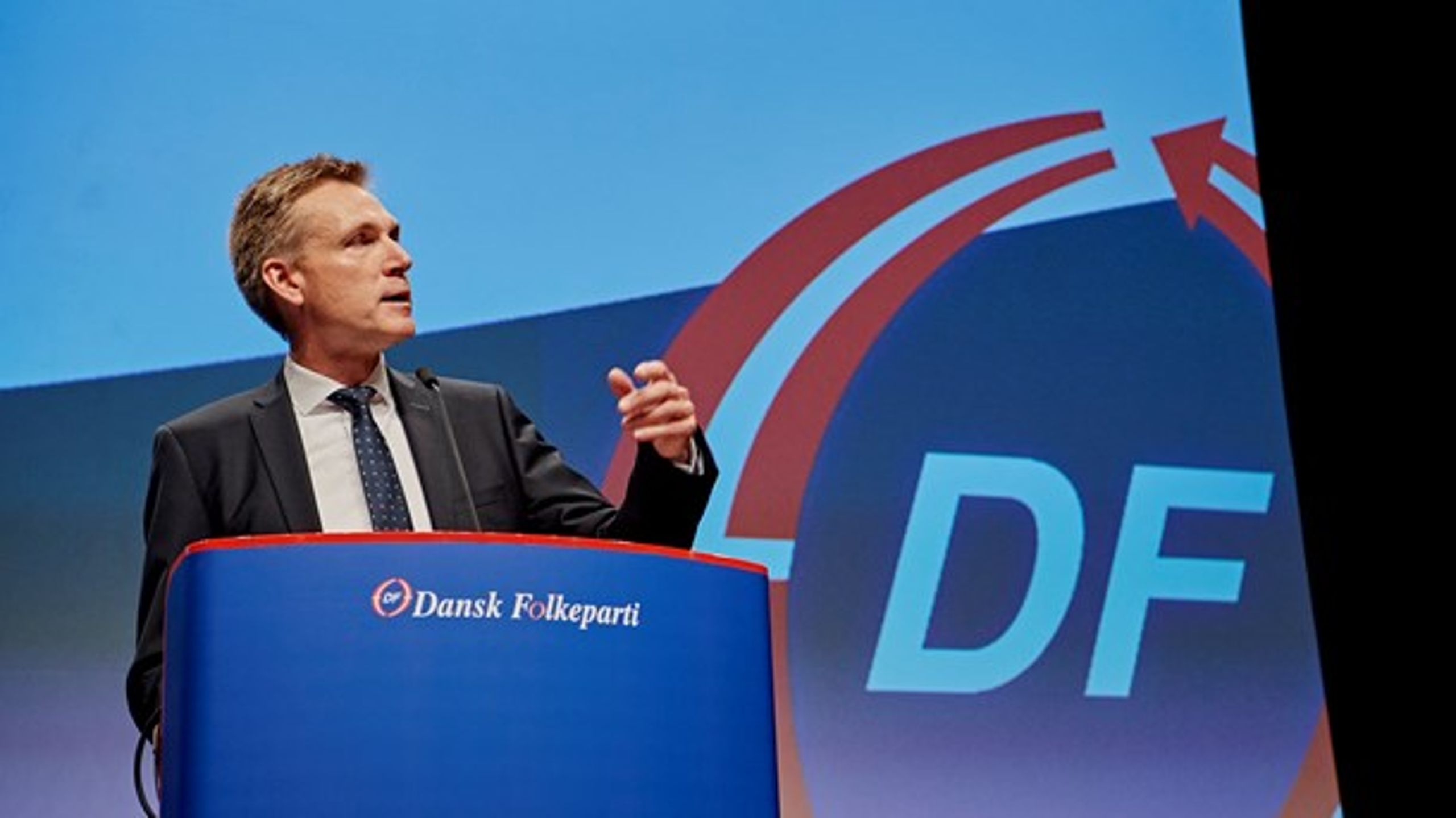 DF-formand Kristian Thulesen Dahl bad i sin åbningstale Socialdemokraterne søge længere mod højre.&nbsp;