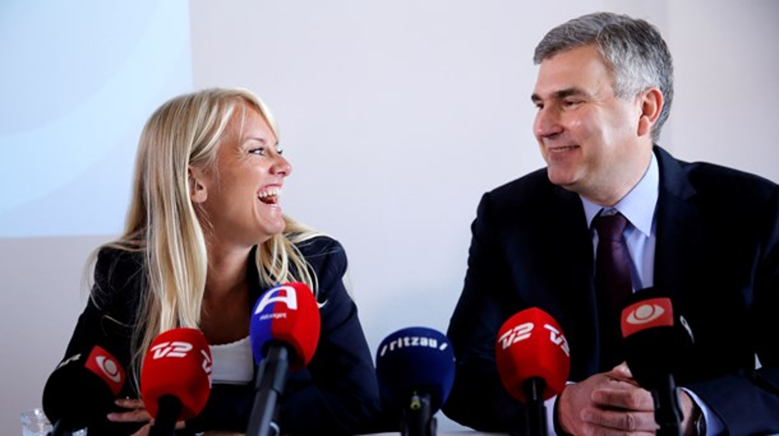 Pernille Vermund og Peter Seier Christensen meddeler på et pressemøde i 2016, at deres parti, Nye Borgerlige, er opstillingsberrettiget.