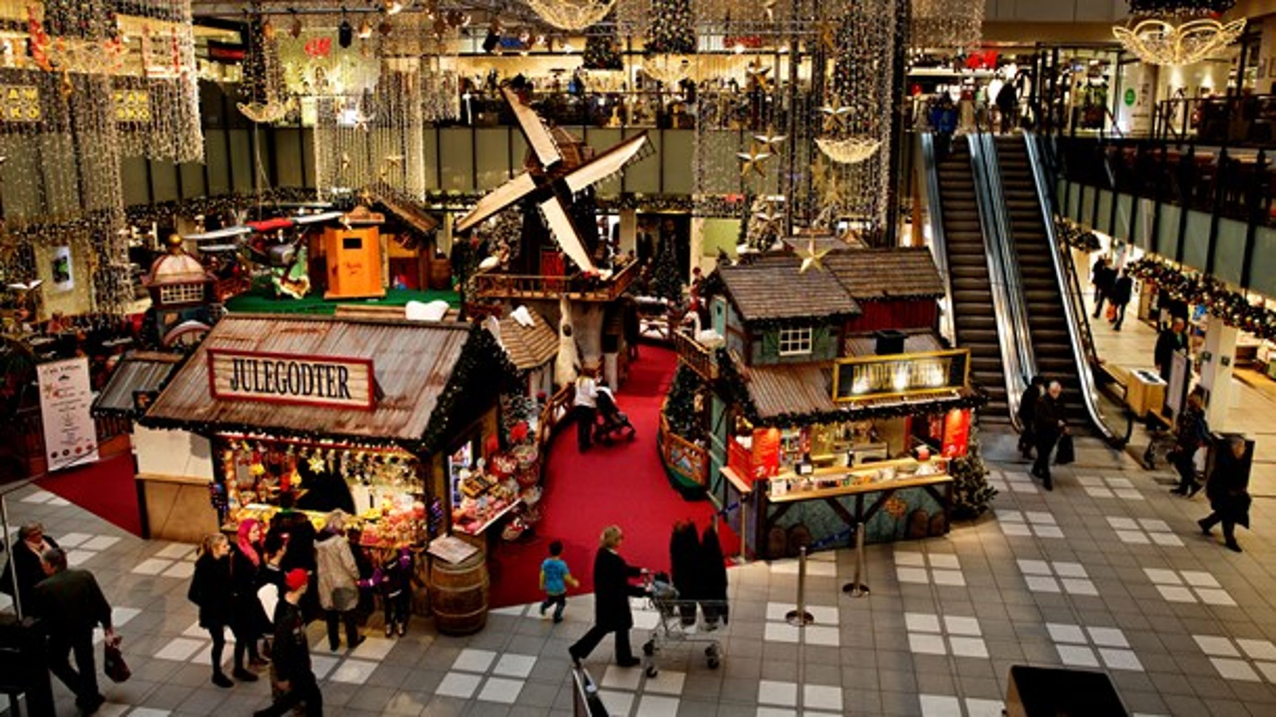 Repræsentanter for detailbutikker og landdistrikter glæder sig ikke over tanken om et&nbsp;juleklart storcenter.