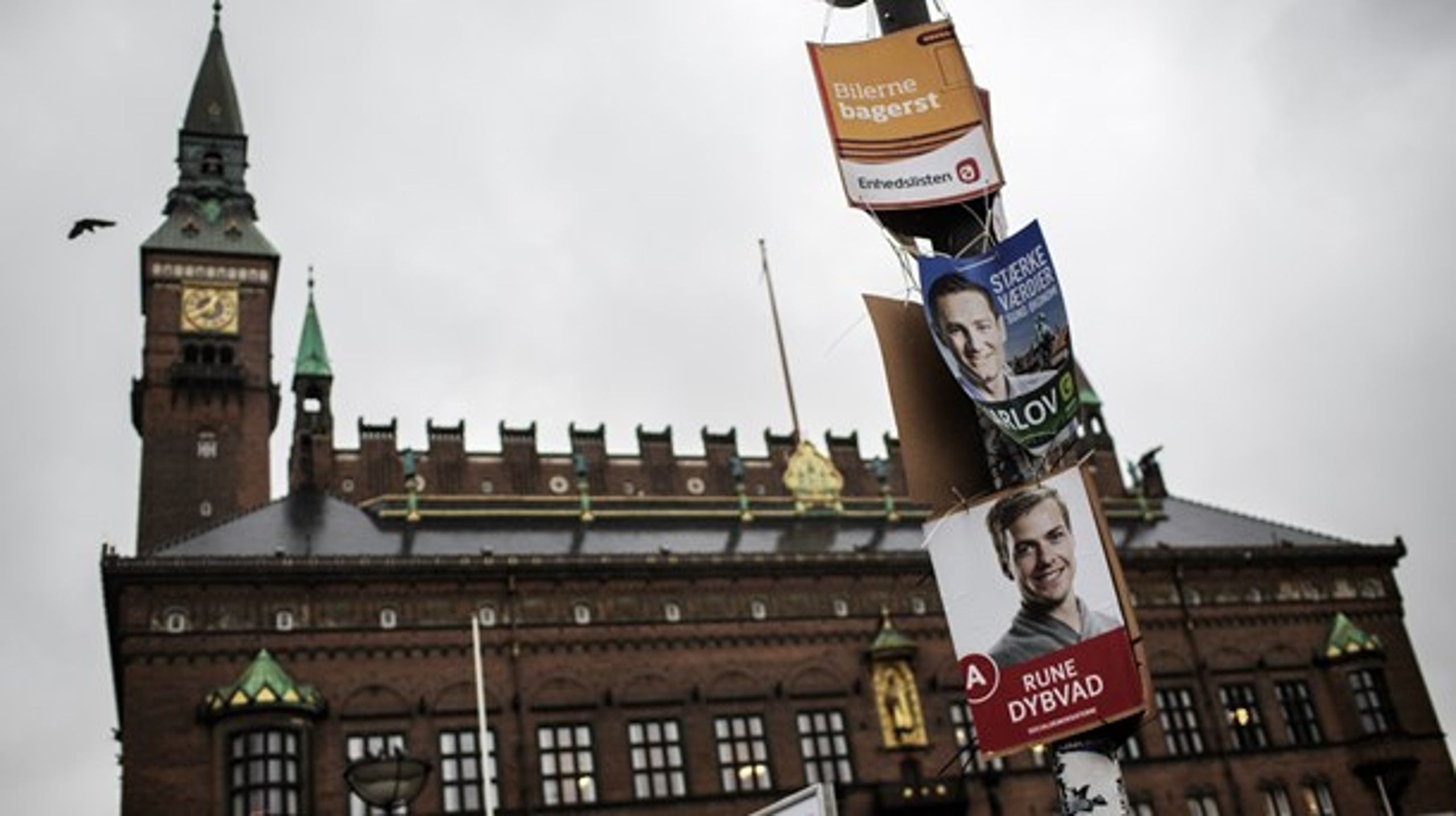 "Langt ude og fuldstændig uacceptabelt," siger en Venstre-kandidat om planer om "valgtæsk" i Ungdomshuset. "En demokratisk berettiget udmelding," siger Enhedslisten.