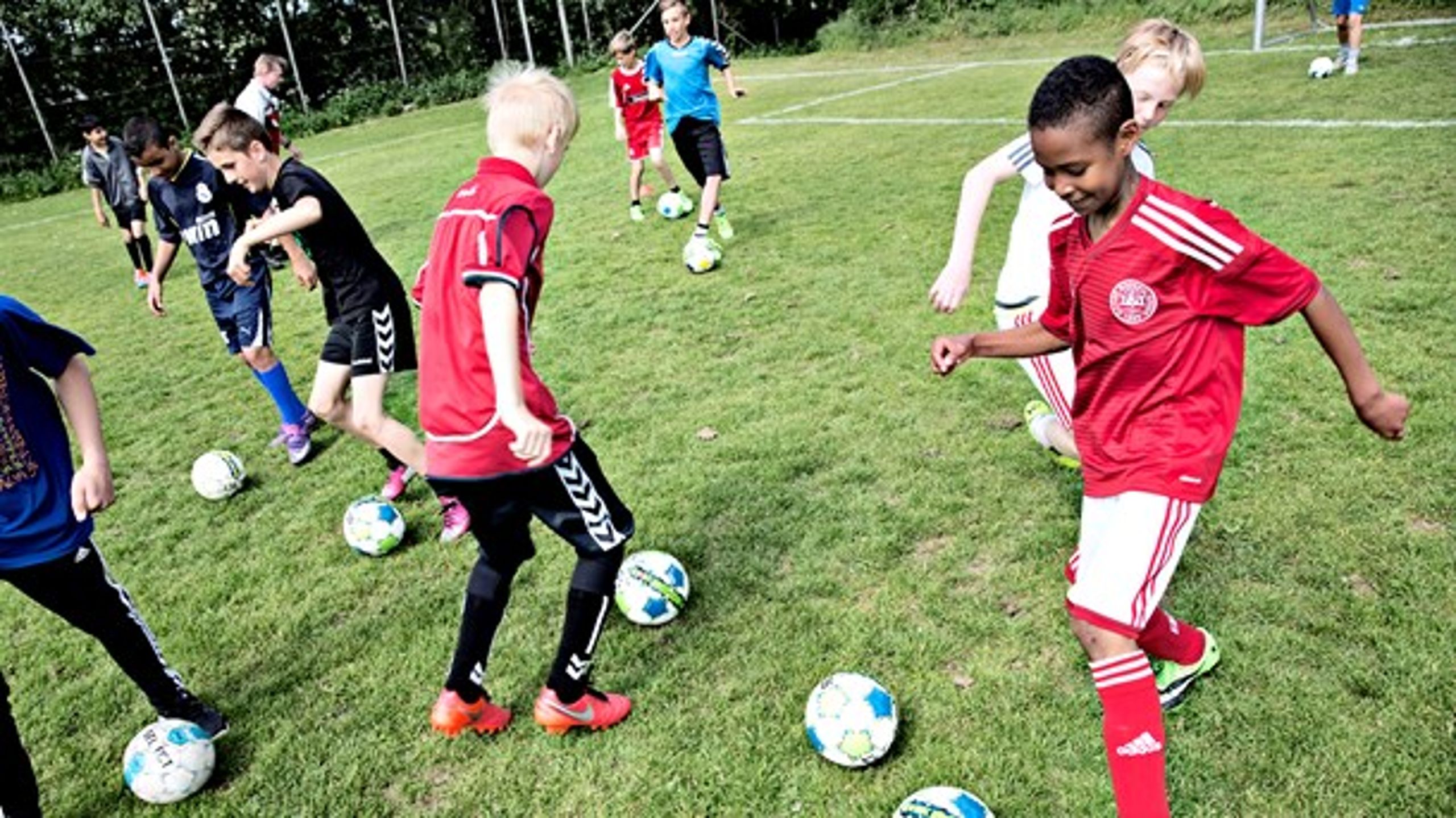 Fodbold er en effektiv&nbsp;integrator. Mere end hver tredje dreng med indvandrerbaggrund&nbsp;i Aarhus er medlem af en fodboldklub.&nbsp;