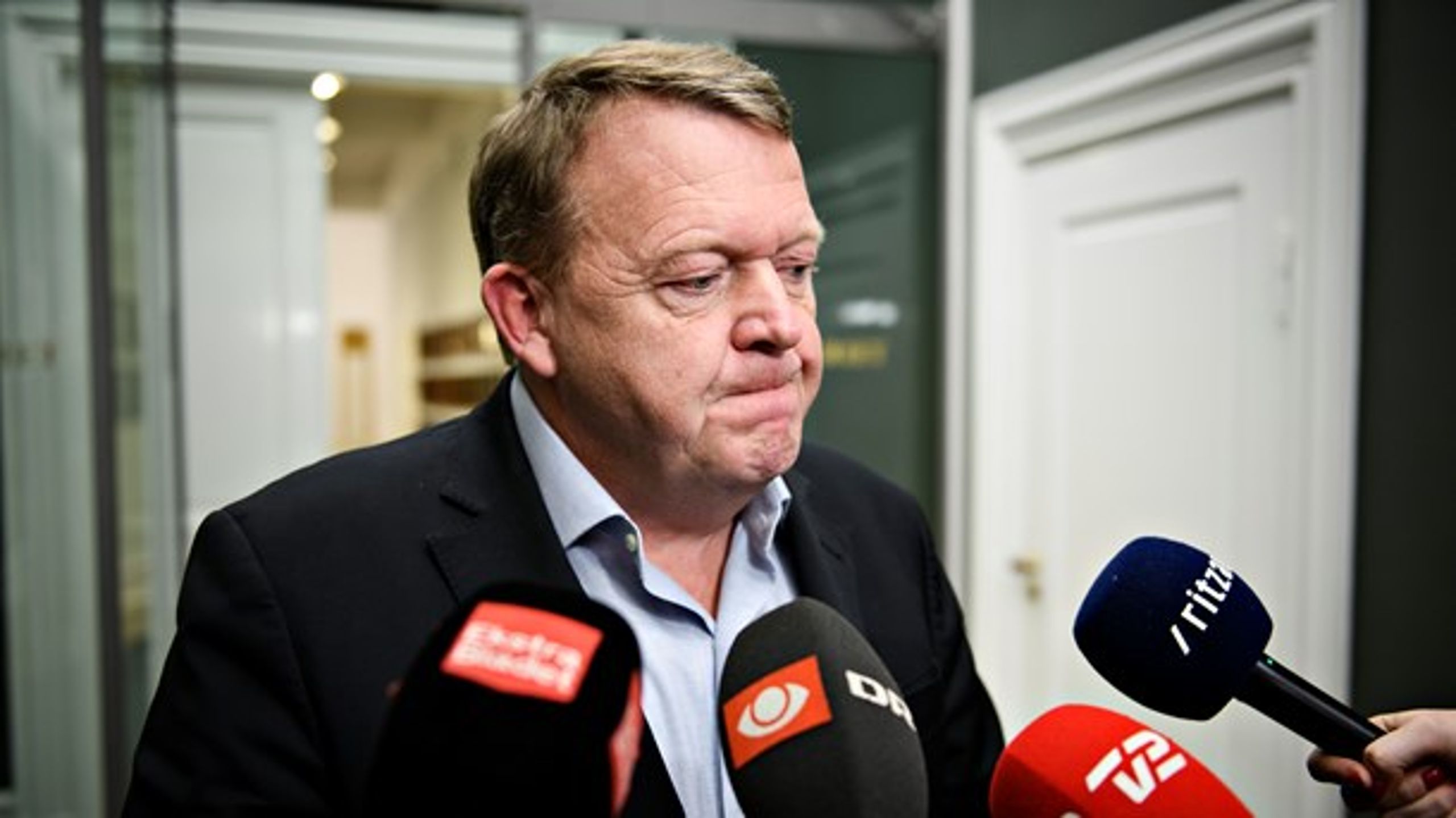 "Nu er Løkke slået tilbage til&nbsp;start," siger Altingets politiske kommentator, Erik Holstein, om statministerens udmelding.