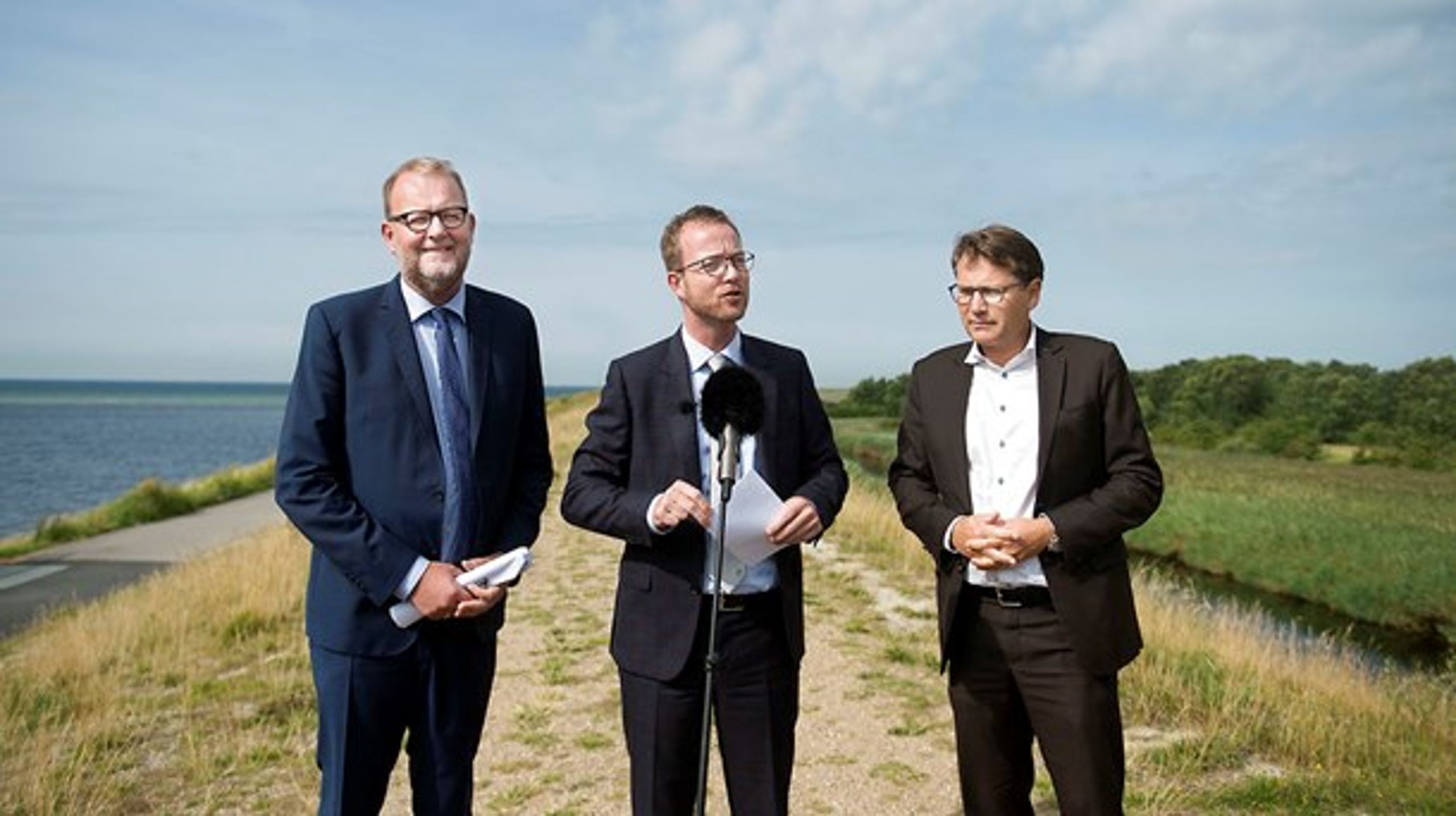 Både energi-, forsynings- og klimaminister Lars Chr. Lilleholt (V), miljø- og fødevareminister Esben Lunde Larsen (V) og erhvervsminister Brian Mikkelsen (K) er i aktion i denne uges grønne overblik.