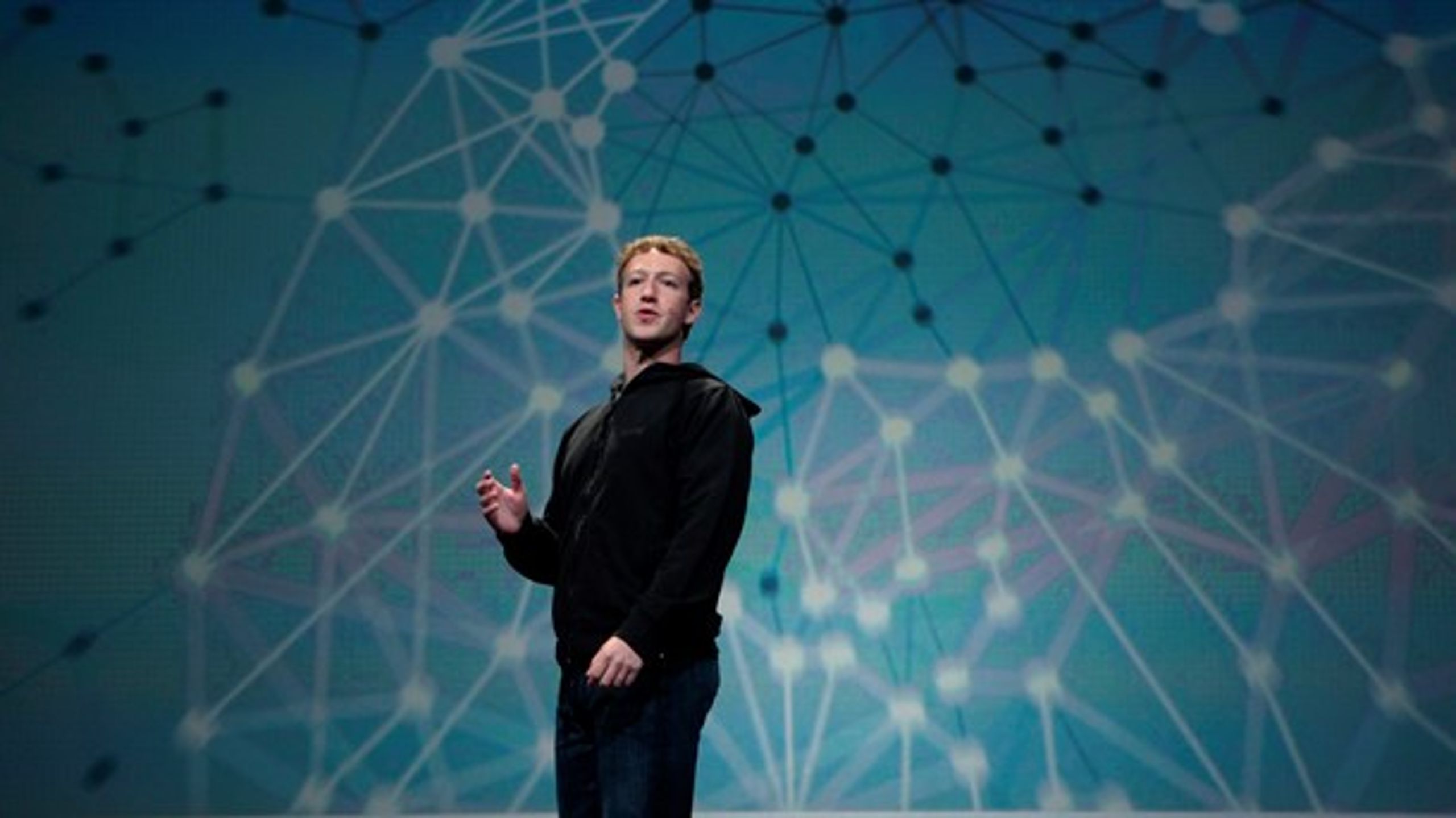 Mark Zuckerberg og co.&nbsp;ejer - i kraft af sine algoritmer og big data - i realiteten verdens største emotionelle mixerpult, skriver Anders Colding-Jørgensen.