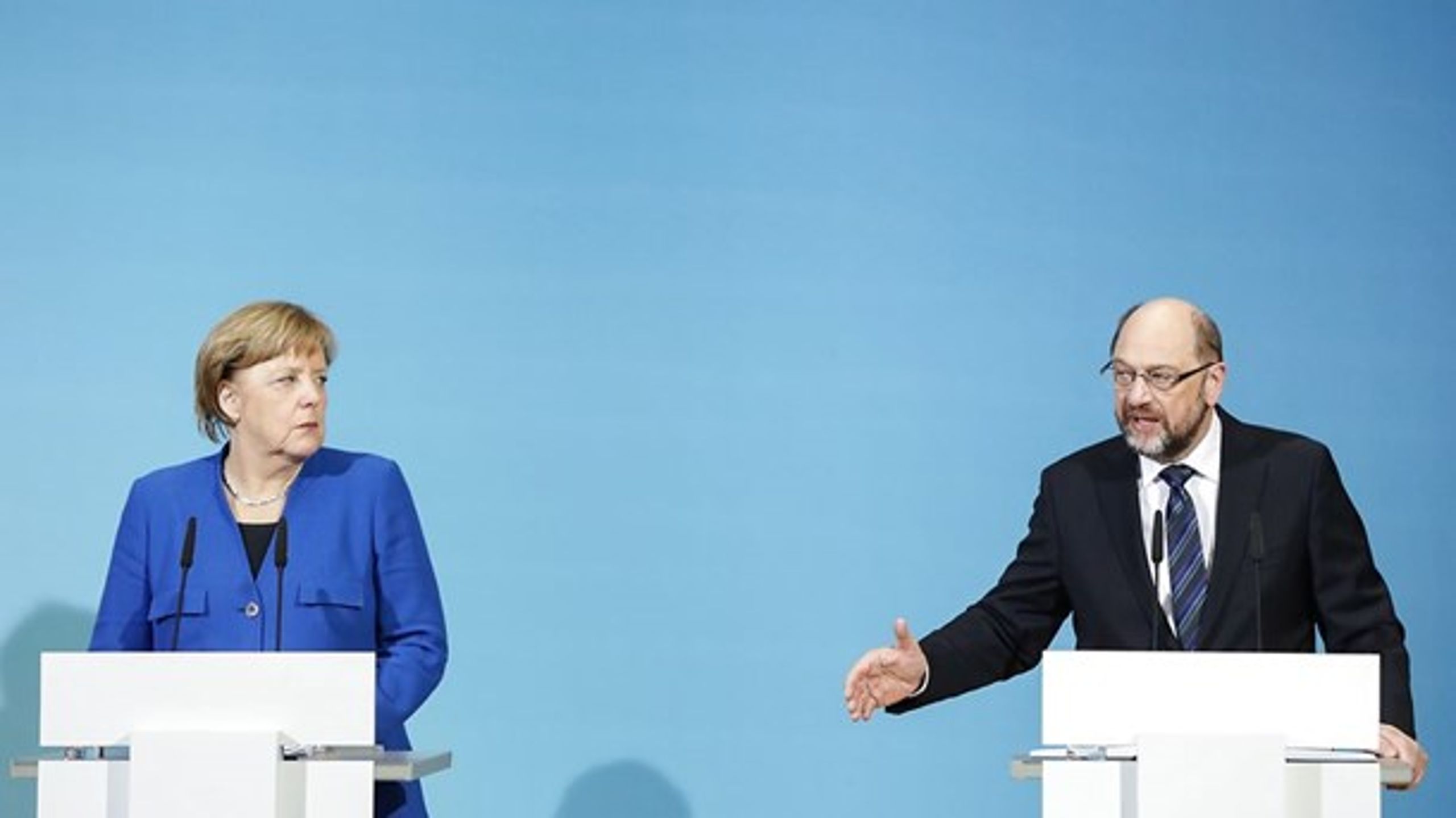 De står stadig langt fra hinanden, den tyske kansler, Angela Merkel, og SPD-leder Martin Schulz.