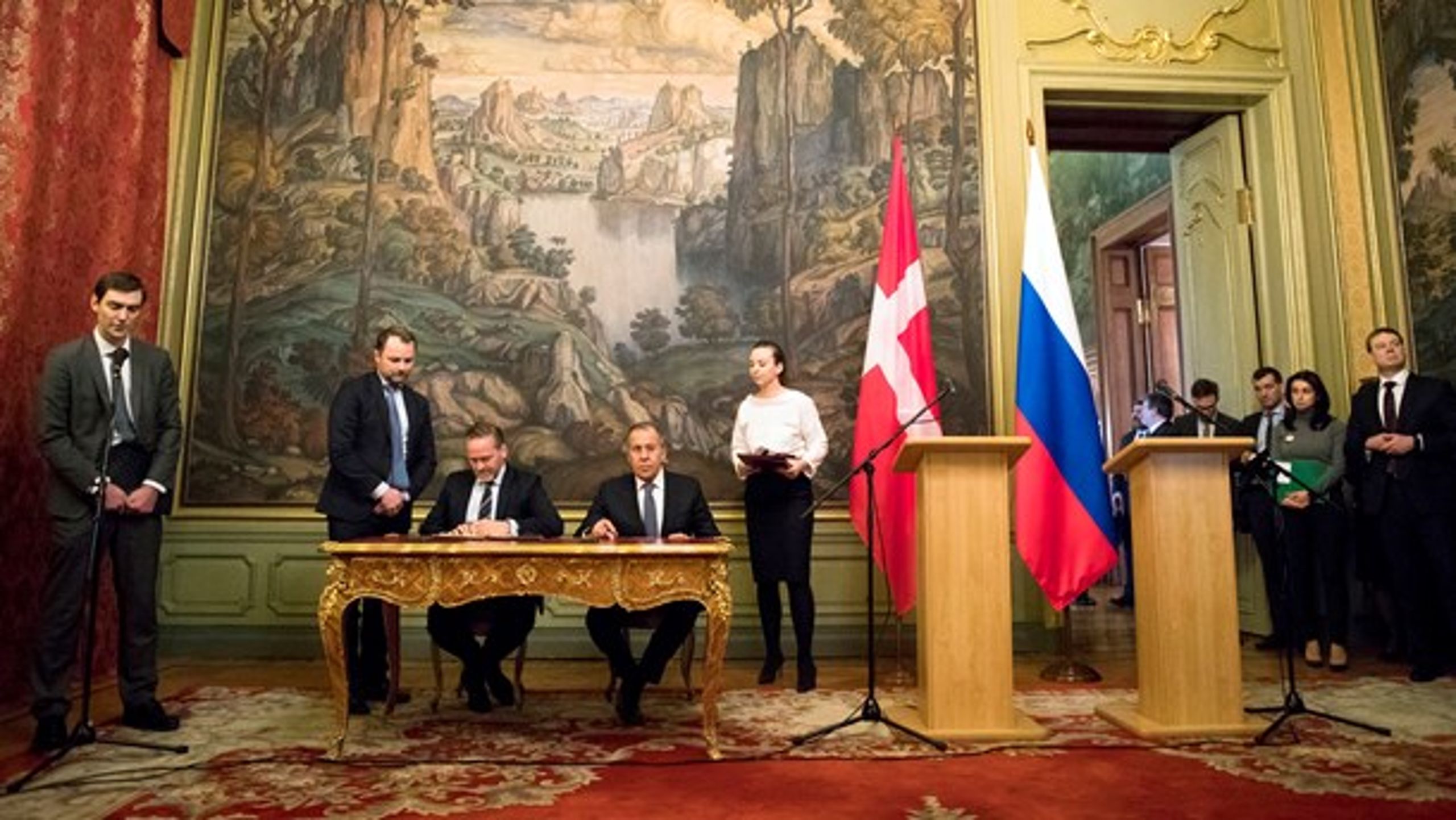 Anders Samuelsen til møde med Ruslands udenrigsminister, Sergey Lavrov, i Moskva 6. februar.