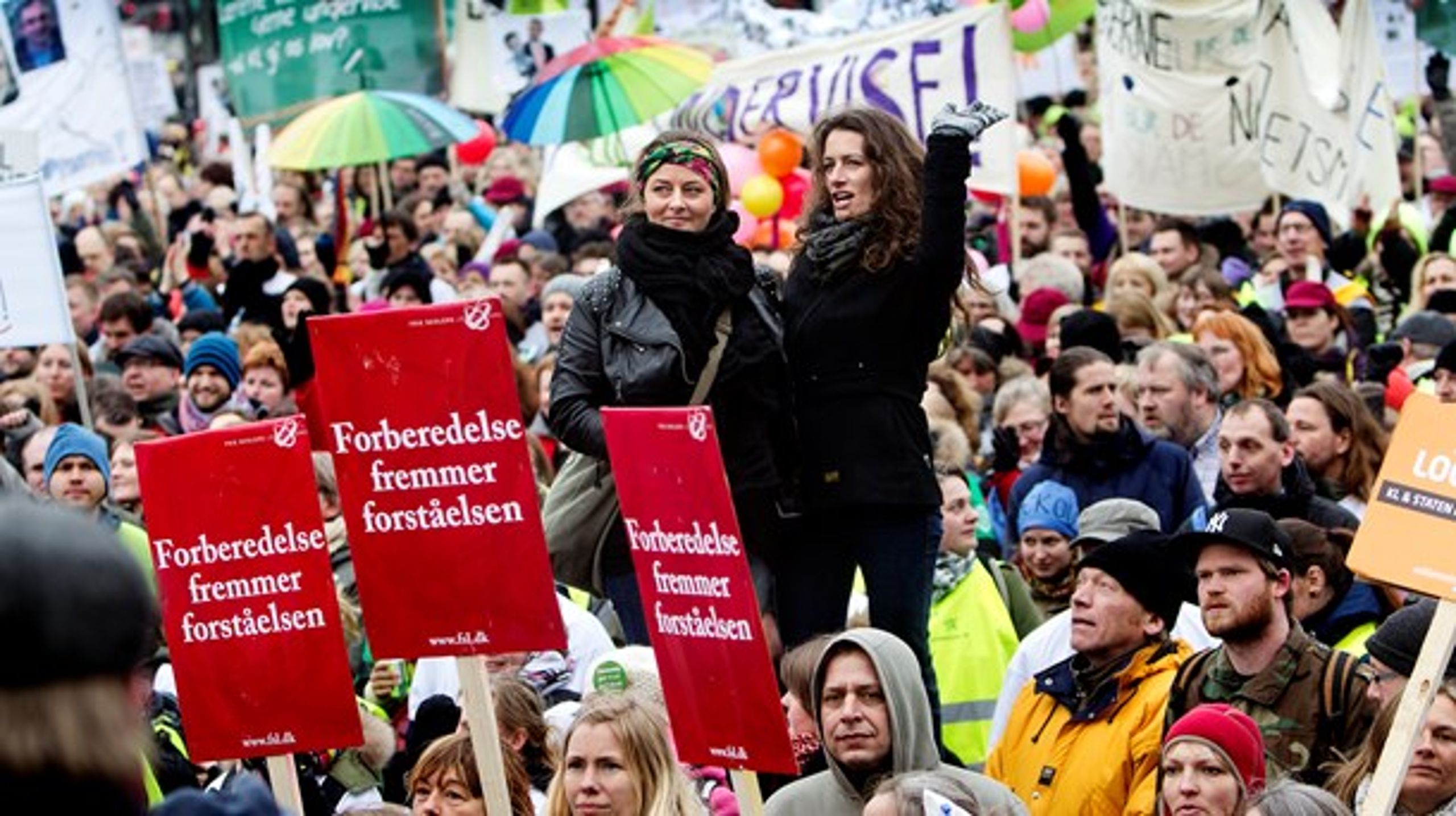 STREJKE: Hvis det igen bliver staten, der skal lovgive om en løsning for at standse strejker og lockout, så får den danske model alvorlige ridser i lakken, skriver Lisbeth Knudsen (arkivfoto).