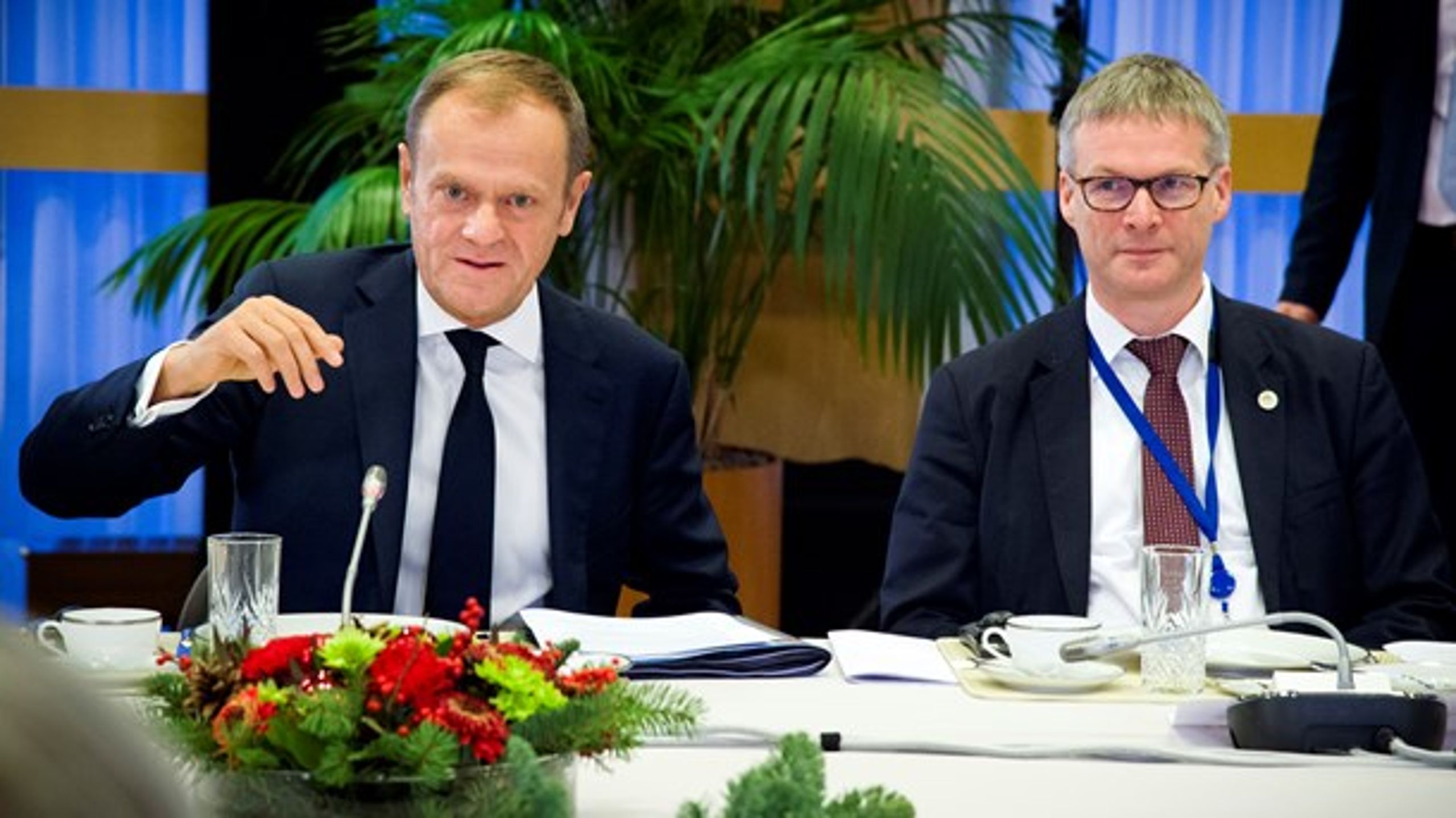 Generalsekretæren i EU's Ministerråd, Jeppe Tranholm-Mikkelsen (t.h.), er den øverste embedsmand for EU-præsident Donald Tusk, der leder de europæiske topmøder.