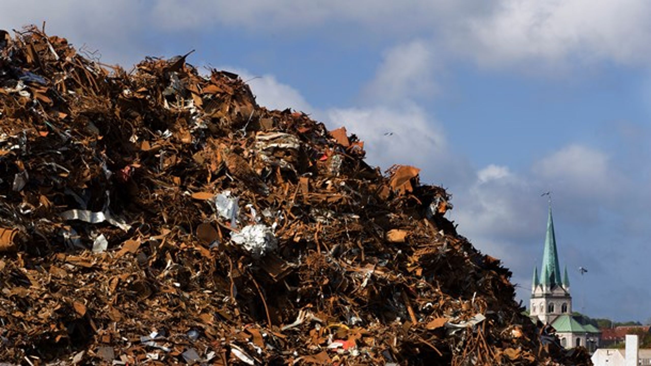 Advokat Line Markert skriver om de regulatoriske udfordringer, der er forbundet med landfill mining i kommunerne.