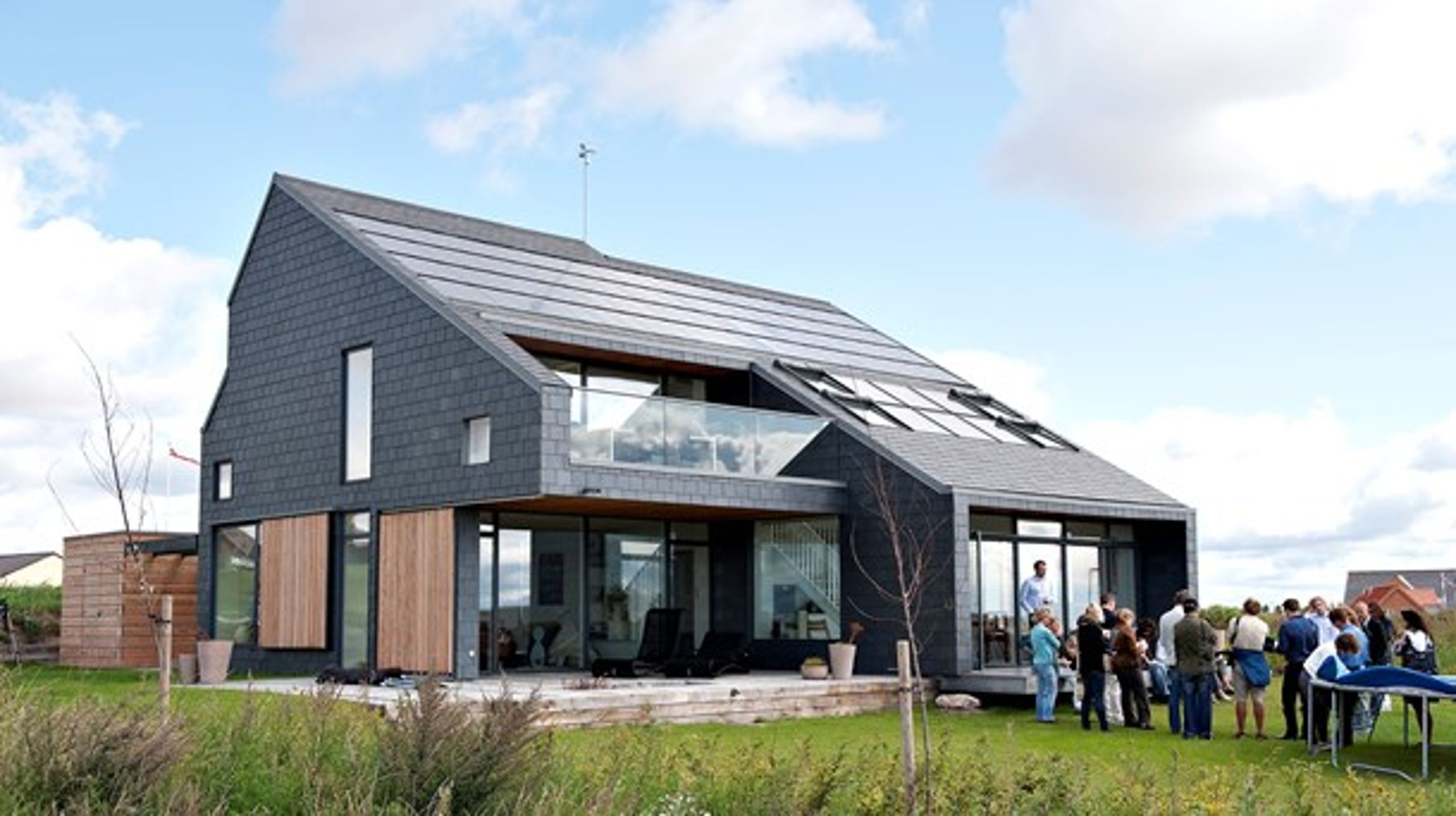 Hvordan skal erstatningen for energispareordningen skrues sammen, så det fortsat er attraktivt at investere i energieffektivisering? Her ses et lavenergihus i Lystrup nordøst for Århus.