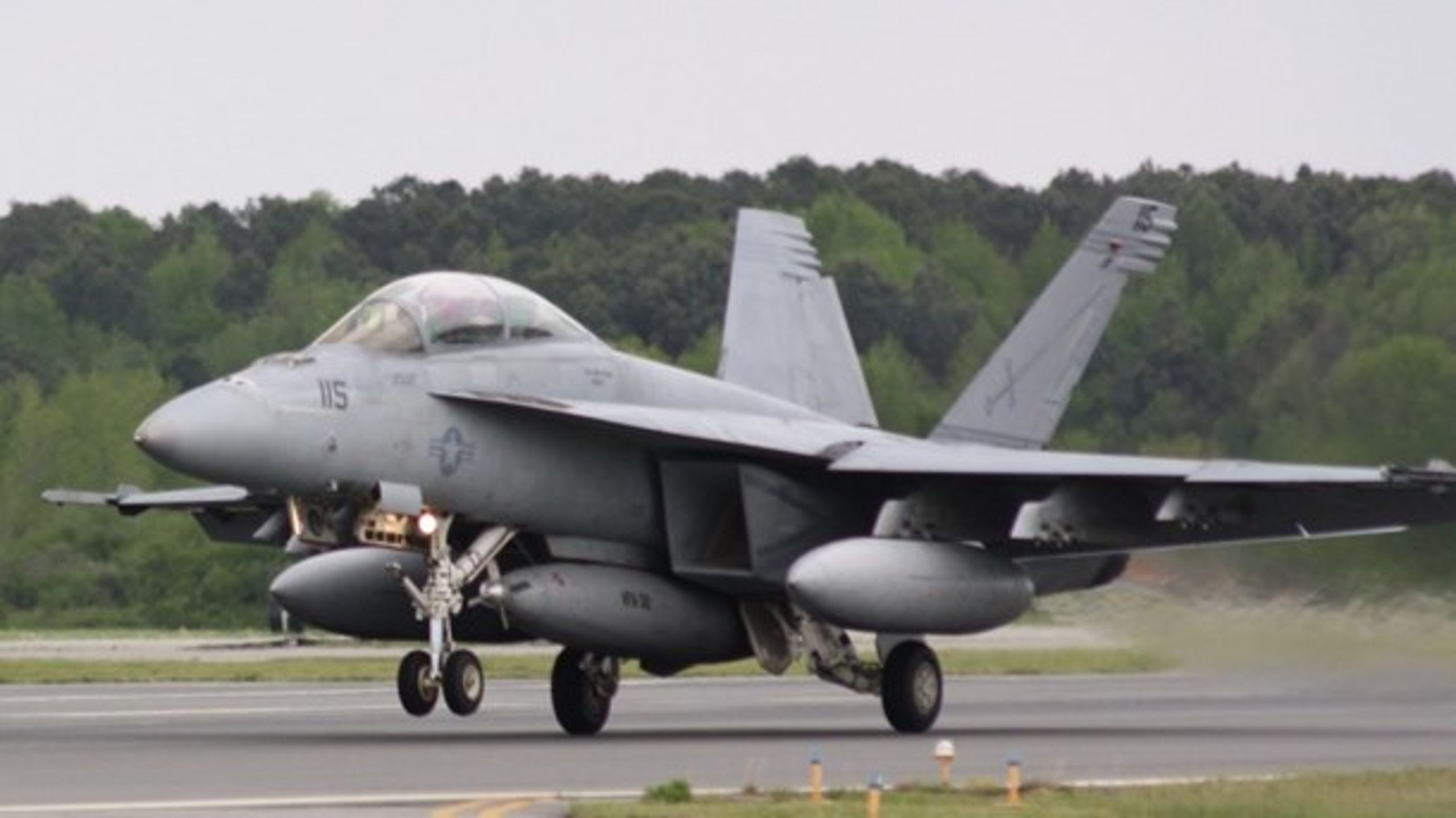 Boeing F-18 Super Hornet-fly fra U.S. Navy på Naval Air Station Oceana.