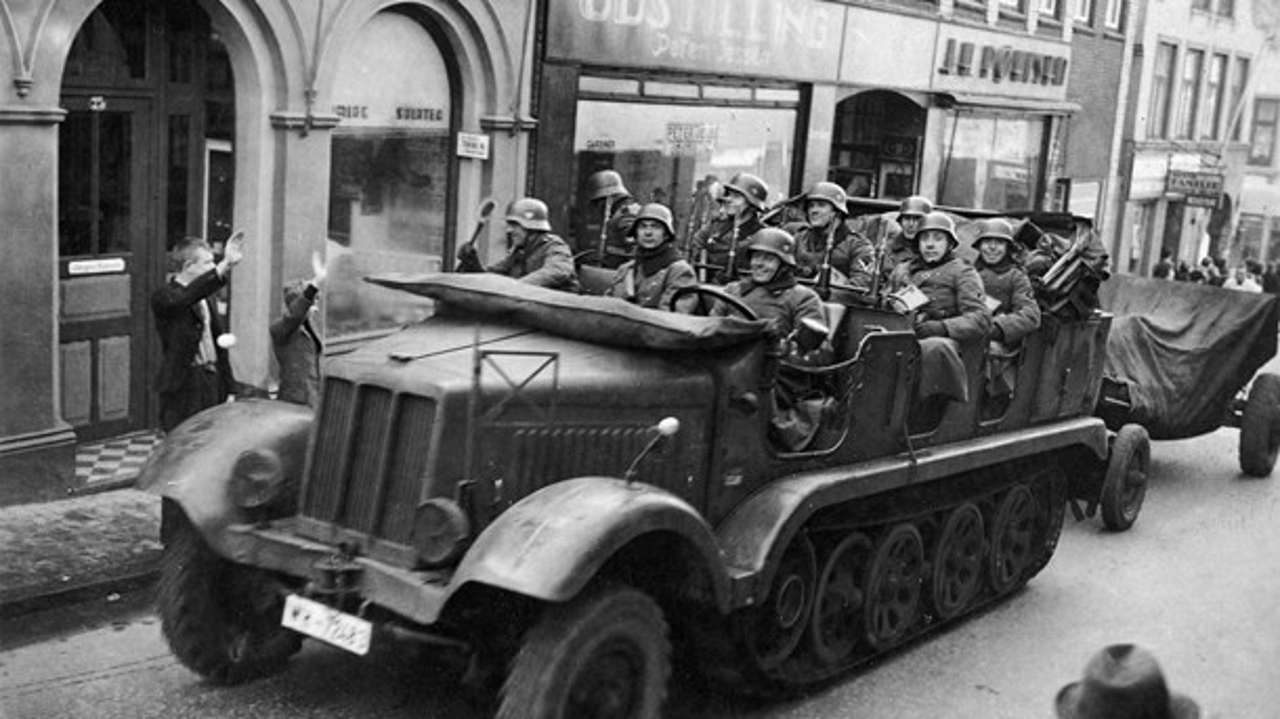 SMERTEPUNKT: Et af de sårbare steder i Danmarks historie er besættelsen i april 1940, skriver Peter Skov-Jakobsen.