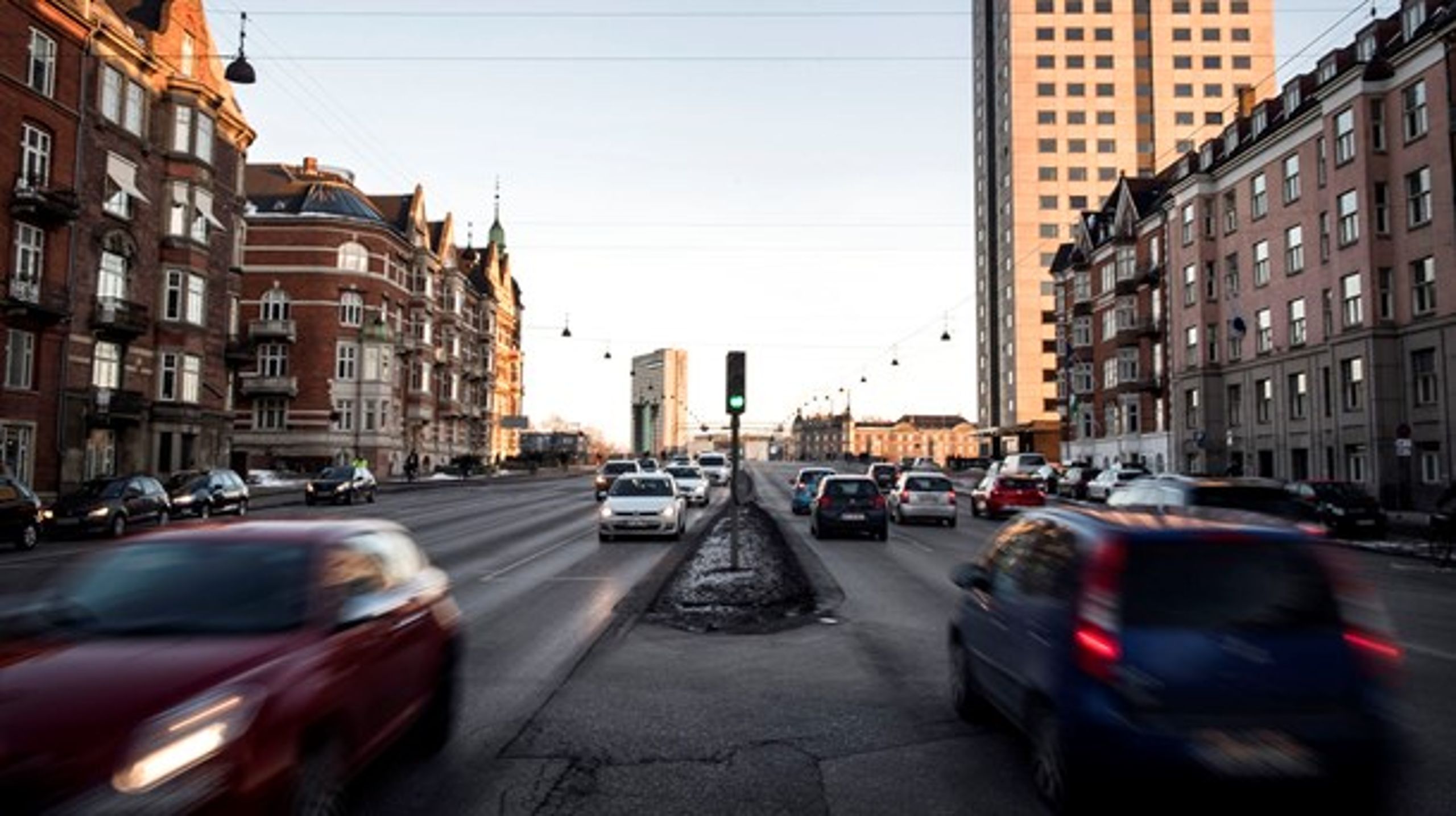 I København har man allerede arbejdet med 'grønne bølger' for biler, busser og cyklister i en årrække. Nu skal omegnskommunerne med.
