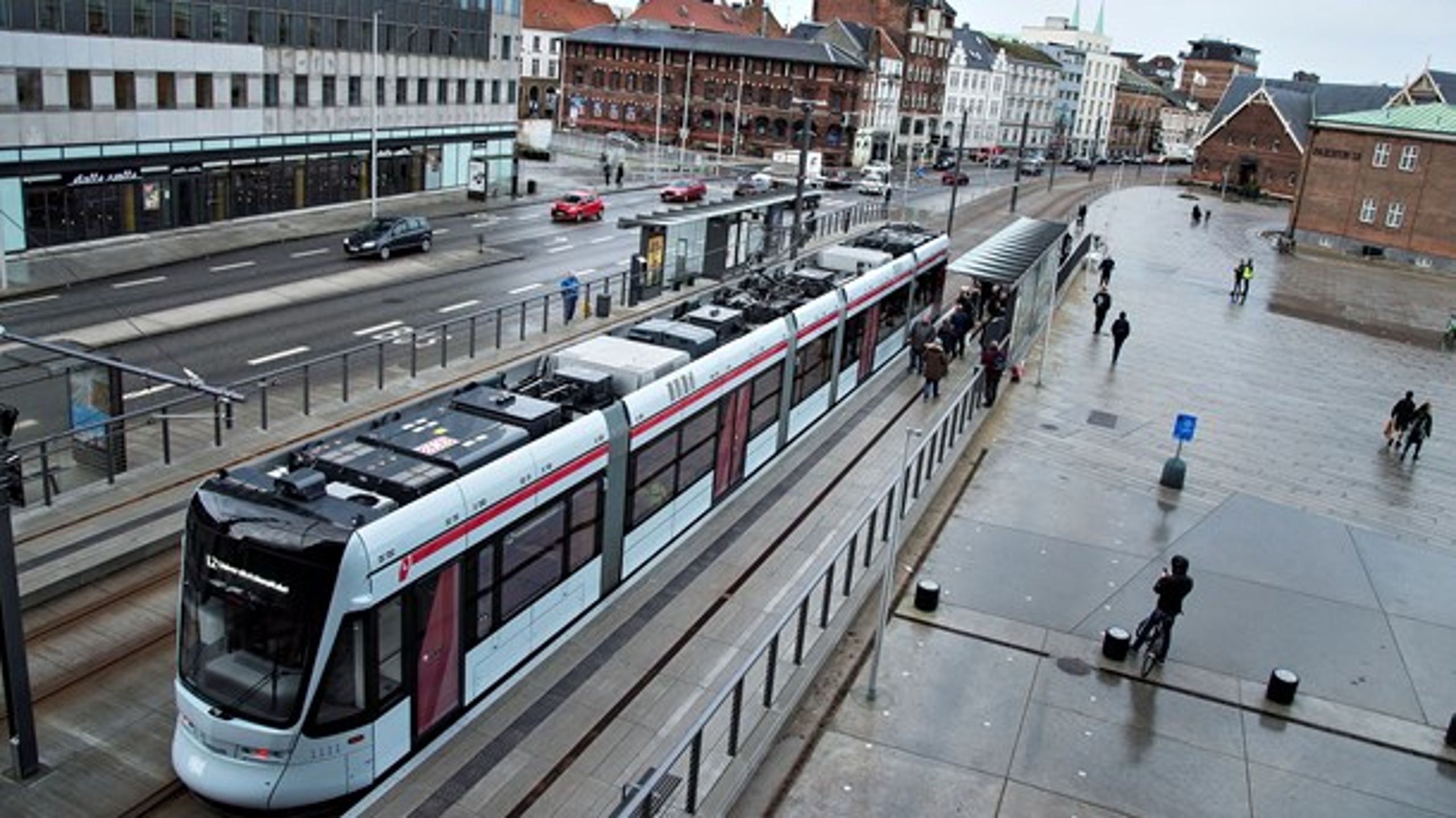 Med letbaner opnår togtransport en styrket fleksibilitet for tog og bestemmelsessted, skriver Jeppe Vejlby Brogård.&nbsp;
